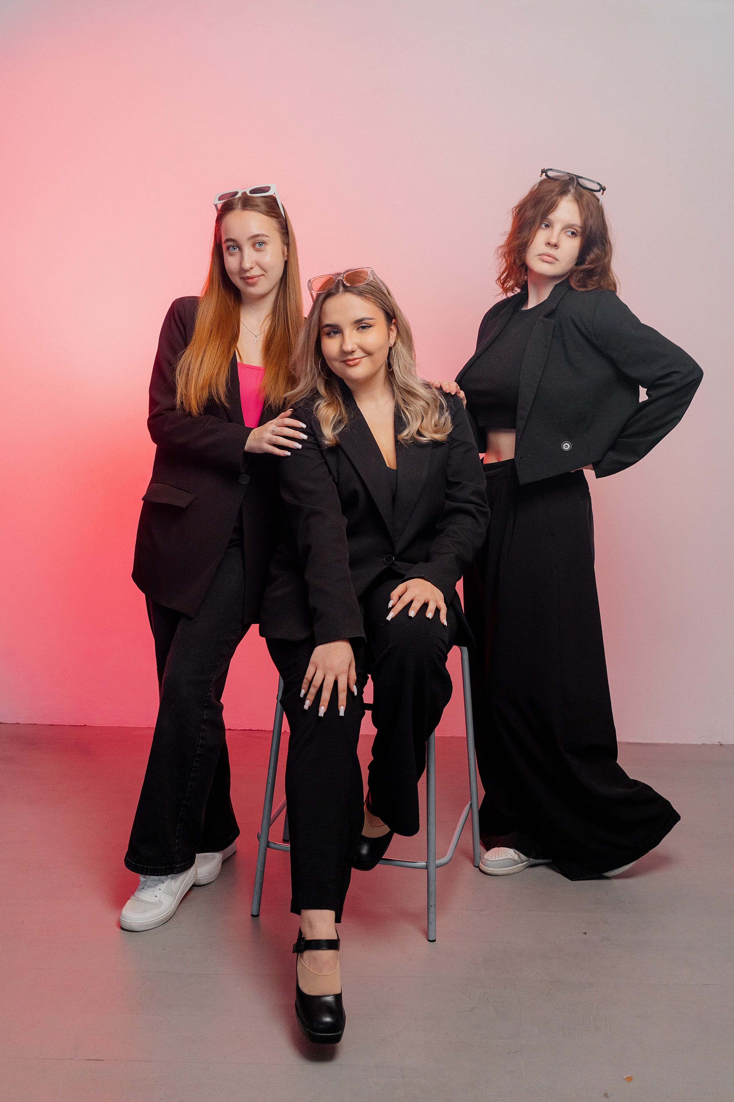 11 класс Студия. Фотограф Софья Володкина