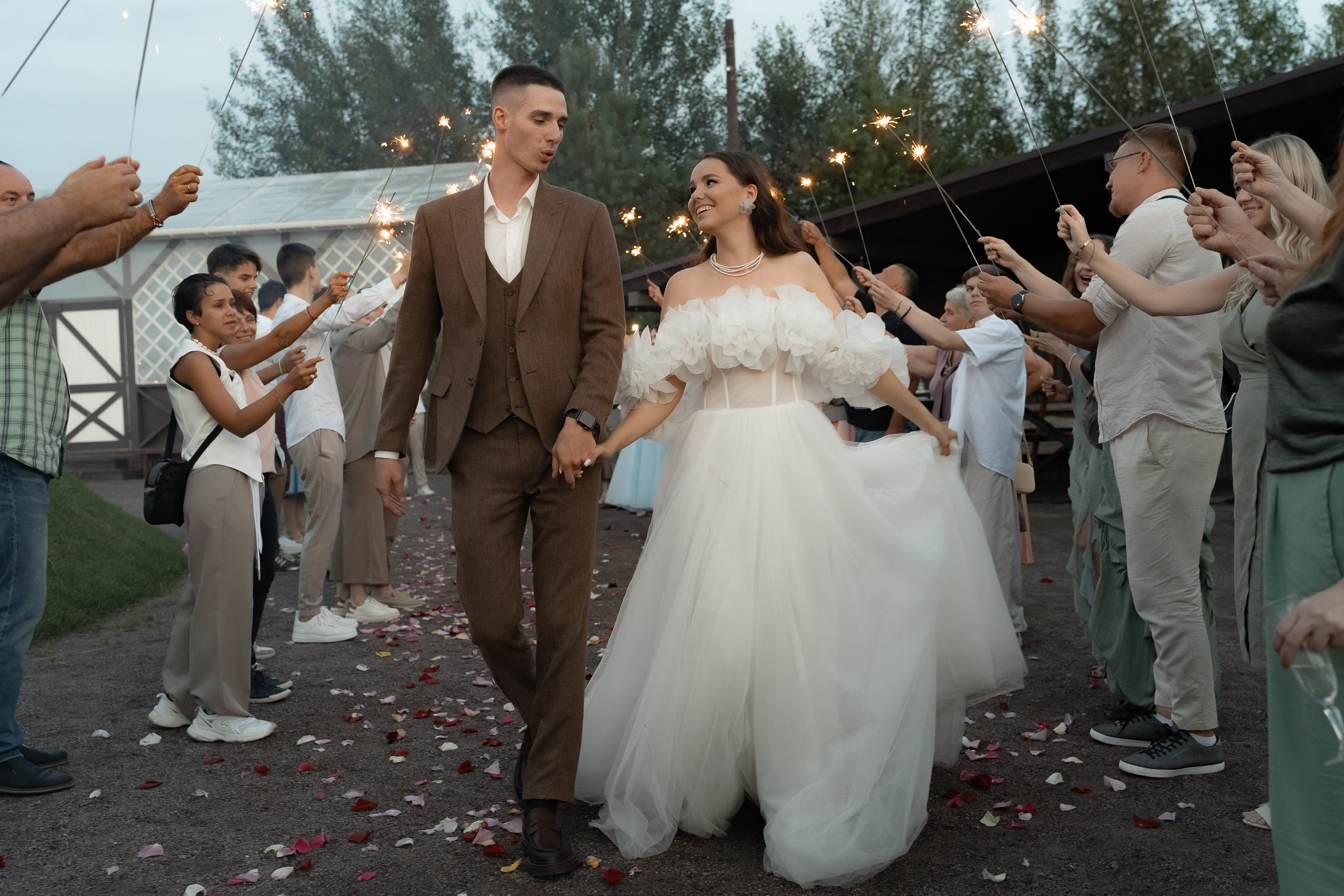 Свадьба Кати и Димы — парк Александрия и Петергоф Лофт. Свадебный фотограф Дмитрий Родионов — Санкт-Петербург и Ленинградская область