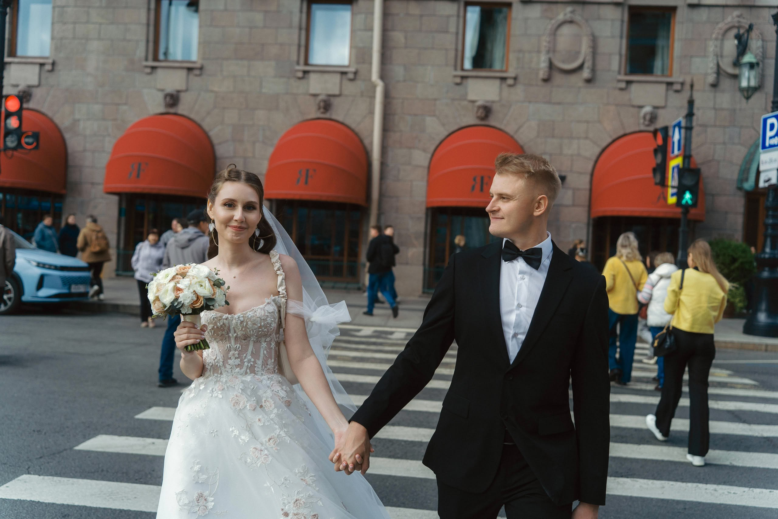Василий и Марина — свадебный день в Петербурге. Свадебный фотограф Дмитрий Родионов — Санкт-Петербург и Ленинградская область