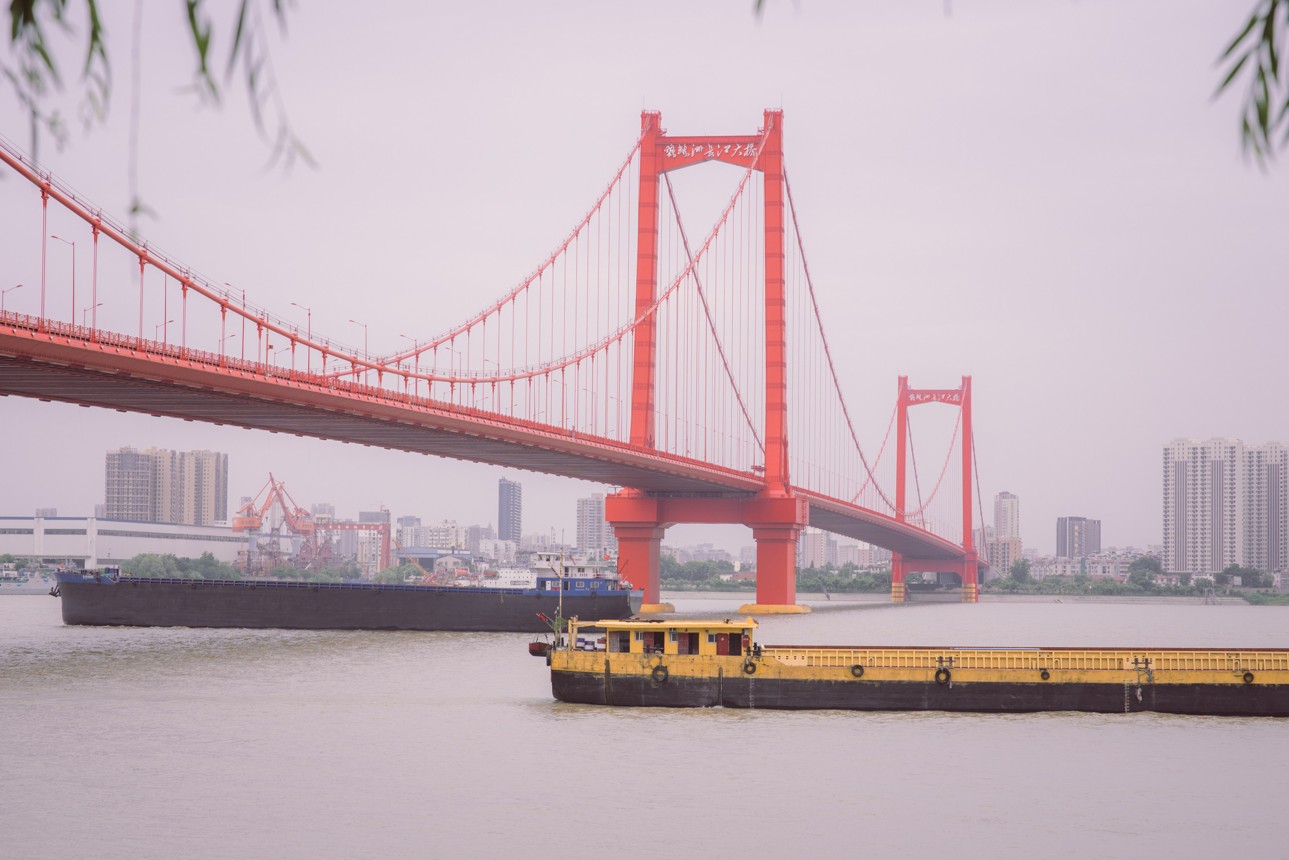 Рекламный фотограф из Гуанчжоу: путешествие по Уханю через объектив камеры. Коммерческий и предметный фотограф в Гуанчжоу Коваленко Александр