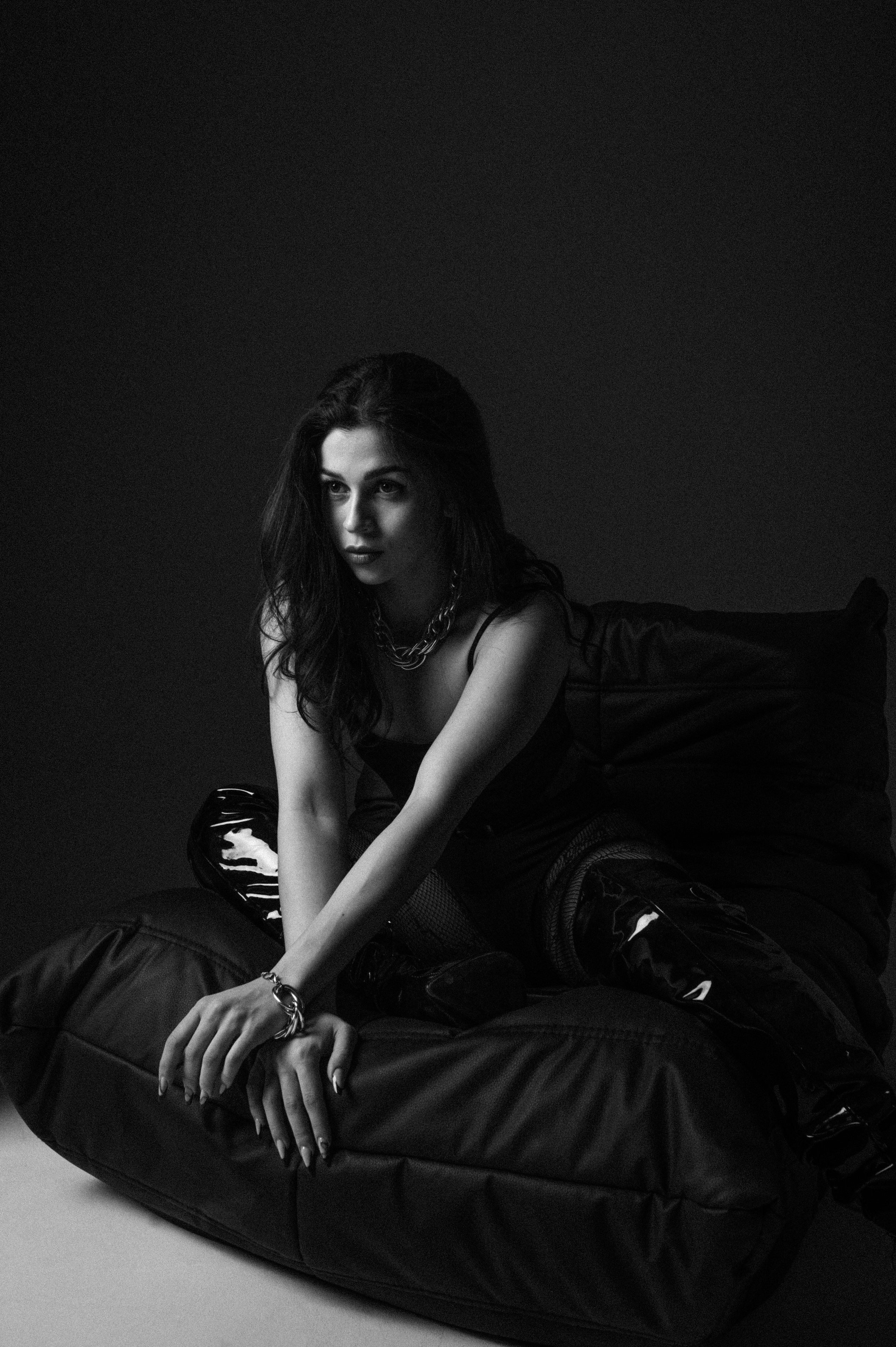 Валерия Крюкова. Фотостудия Алматы — 2 Stula.Studio | Аренда залов