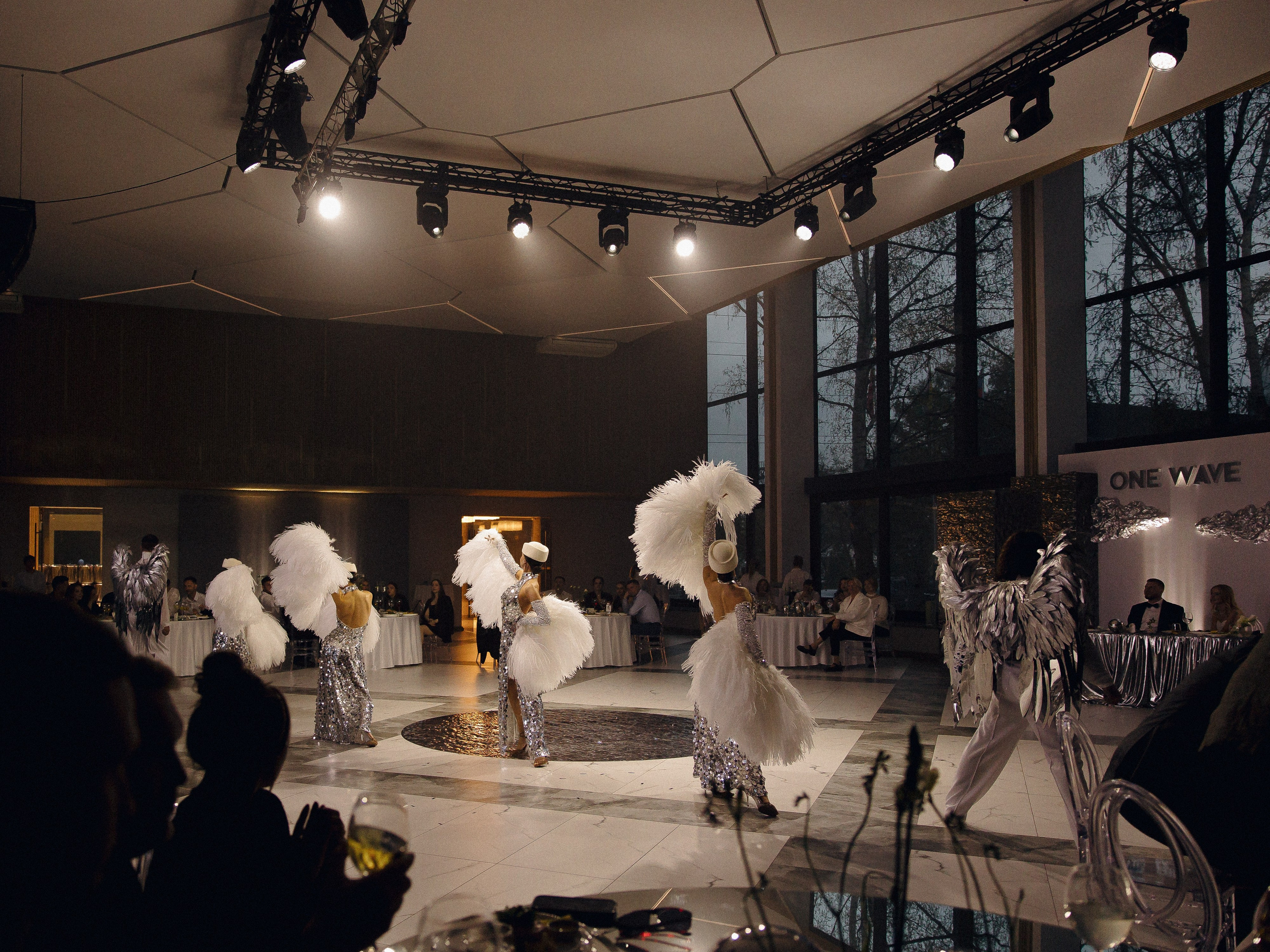 ПОЛИНА И ГЛЕБ, ПАРК СИТИ. Свадебный и индивидуальный фотограф в Челябинске Евгения Негодяева