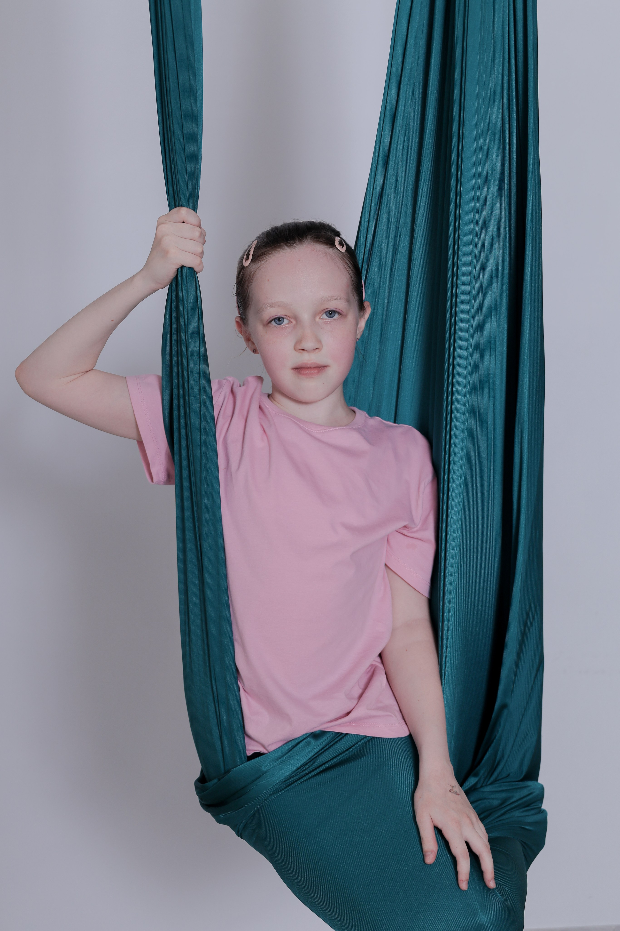 Детская аэройога. Фотограф Надршина Лилия