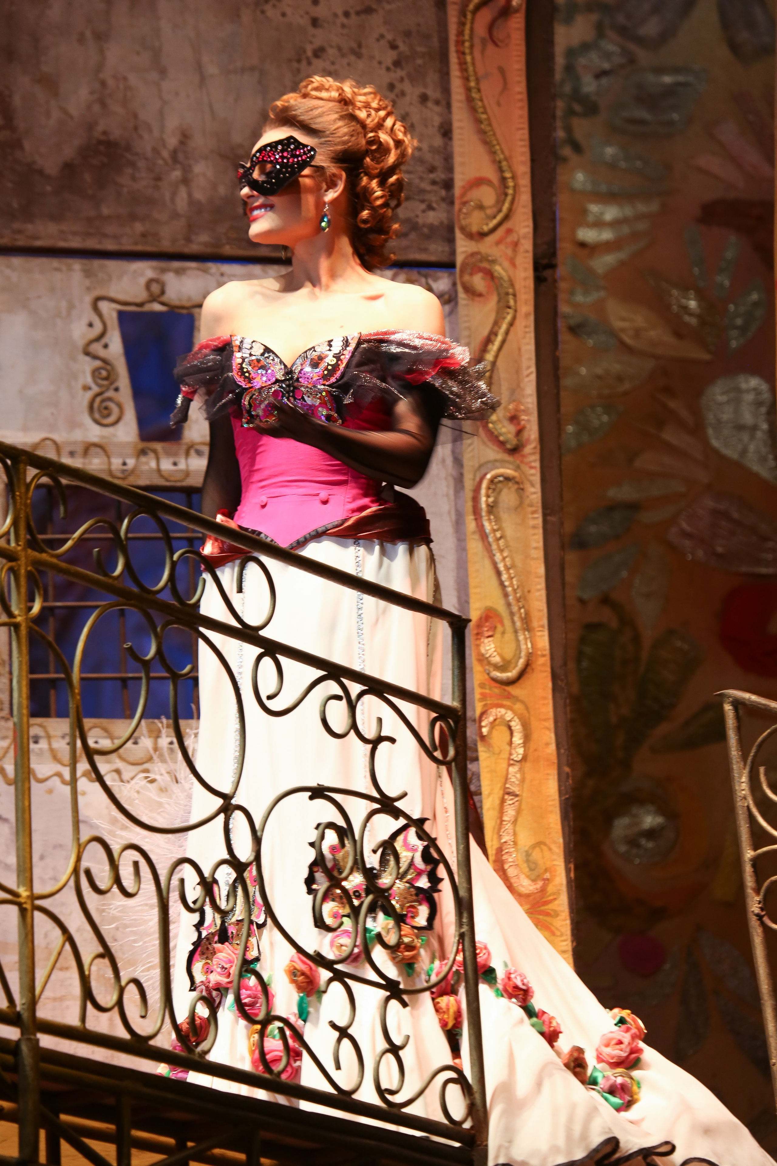 Летучая мышь в Московской оперетте. Дарья Письменюк / Darya Leitstern — фотограф, музыкант, журналист, путешественник