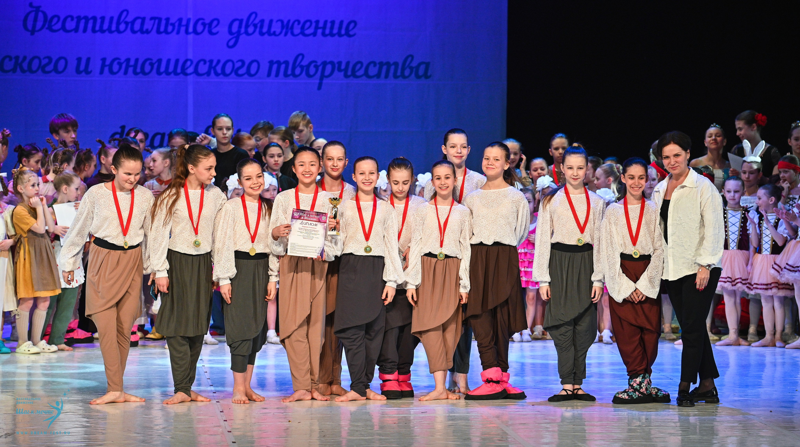 12.04.2025 Фестивальное движение «Шаг к мечте» г. Москва. Медиастудия Фото Концепт