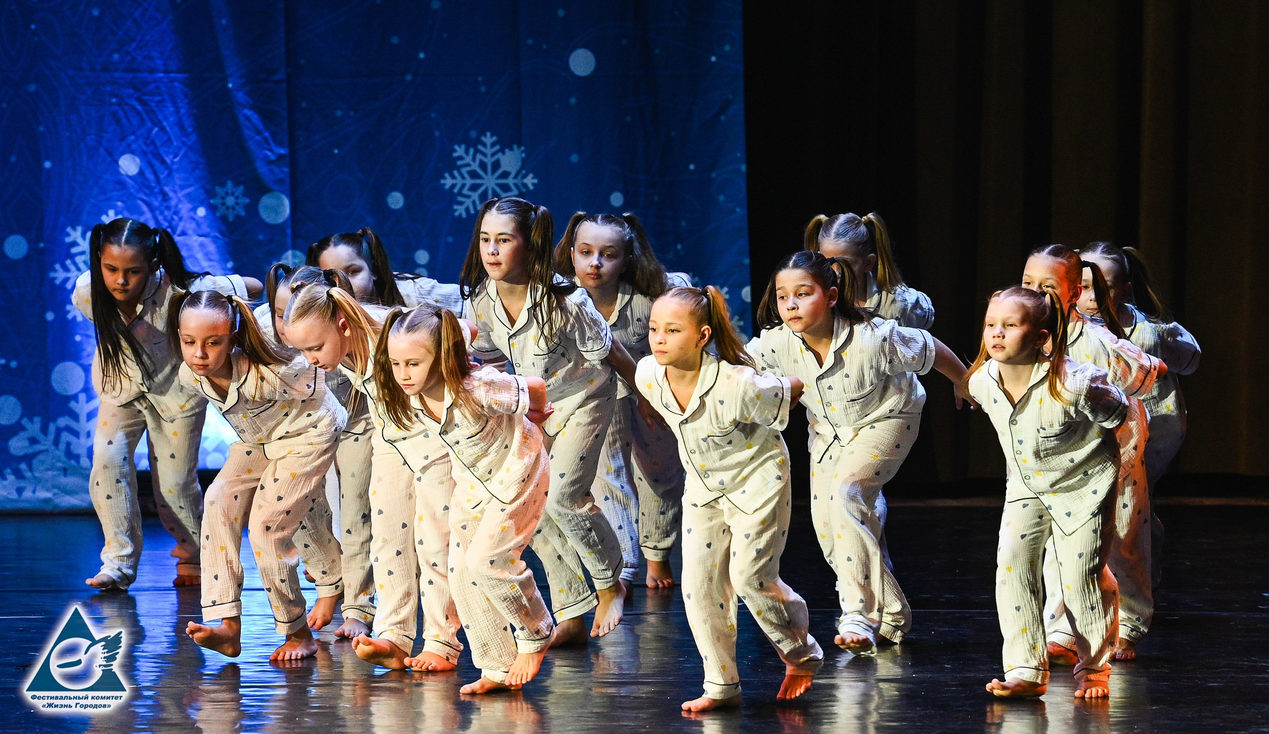 06.01.2026 «Жизнь Городов» Фестиваль-конкурс «Рождественские звёзды» г. Москва. Медиастудия Фото Концепт
