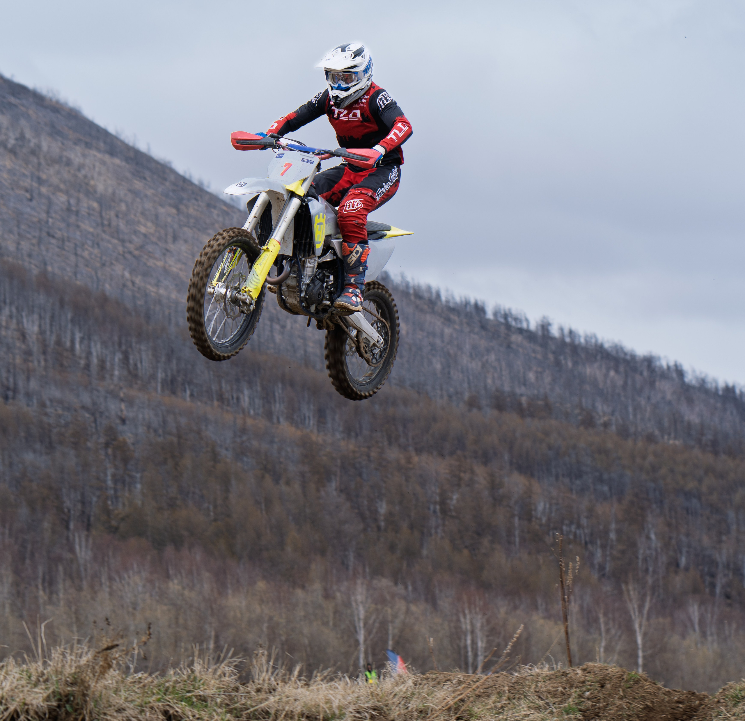 Мотогонки Эссо май 2025. Фотограф Ворошилов Дмитрий. Эссо. Камчатка