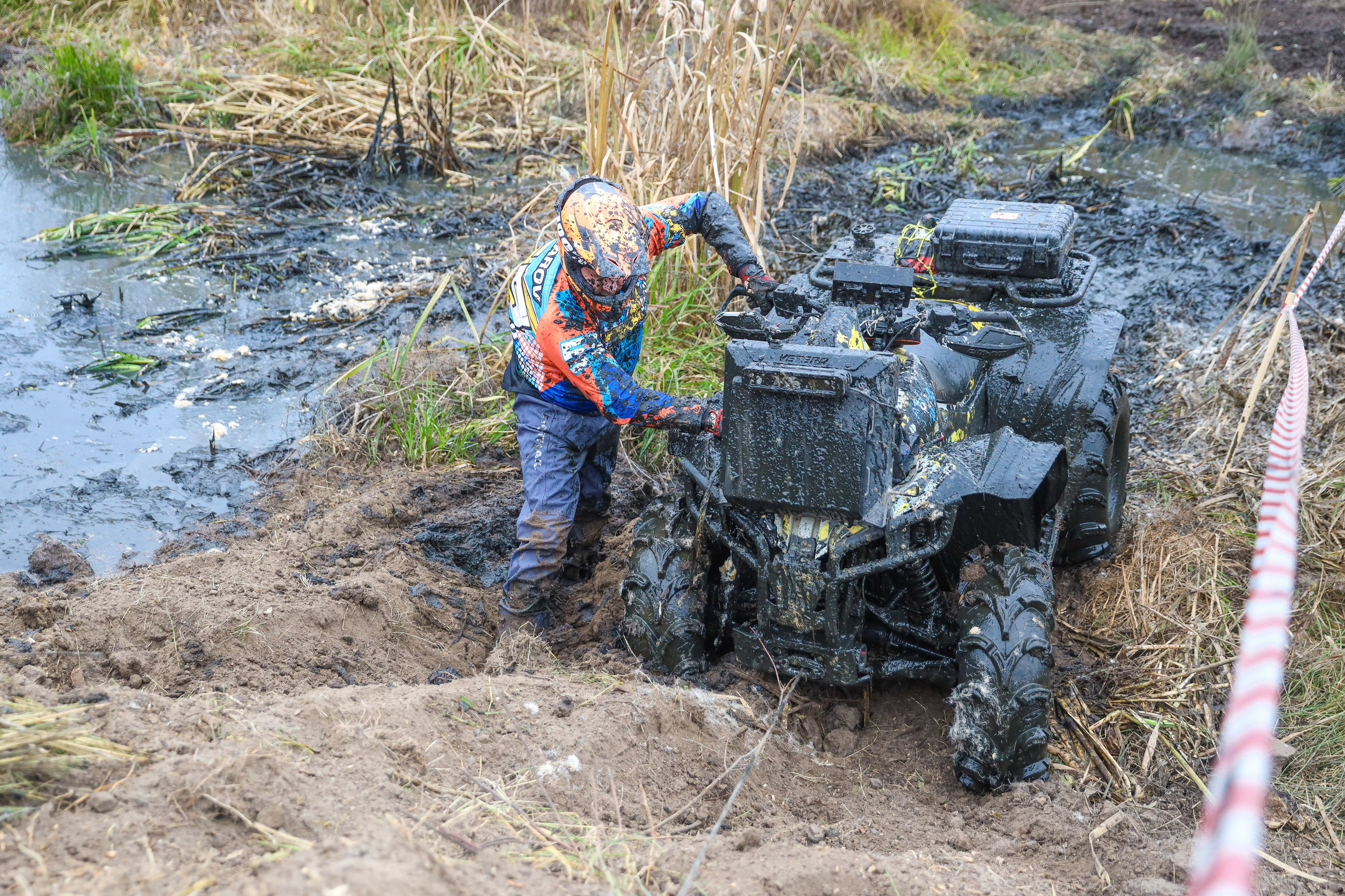 Гонки на квадроциклах Грязевое кольцо. Спортивный фотограф в Самаре