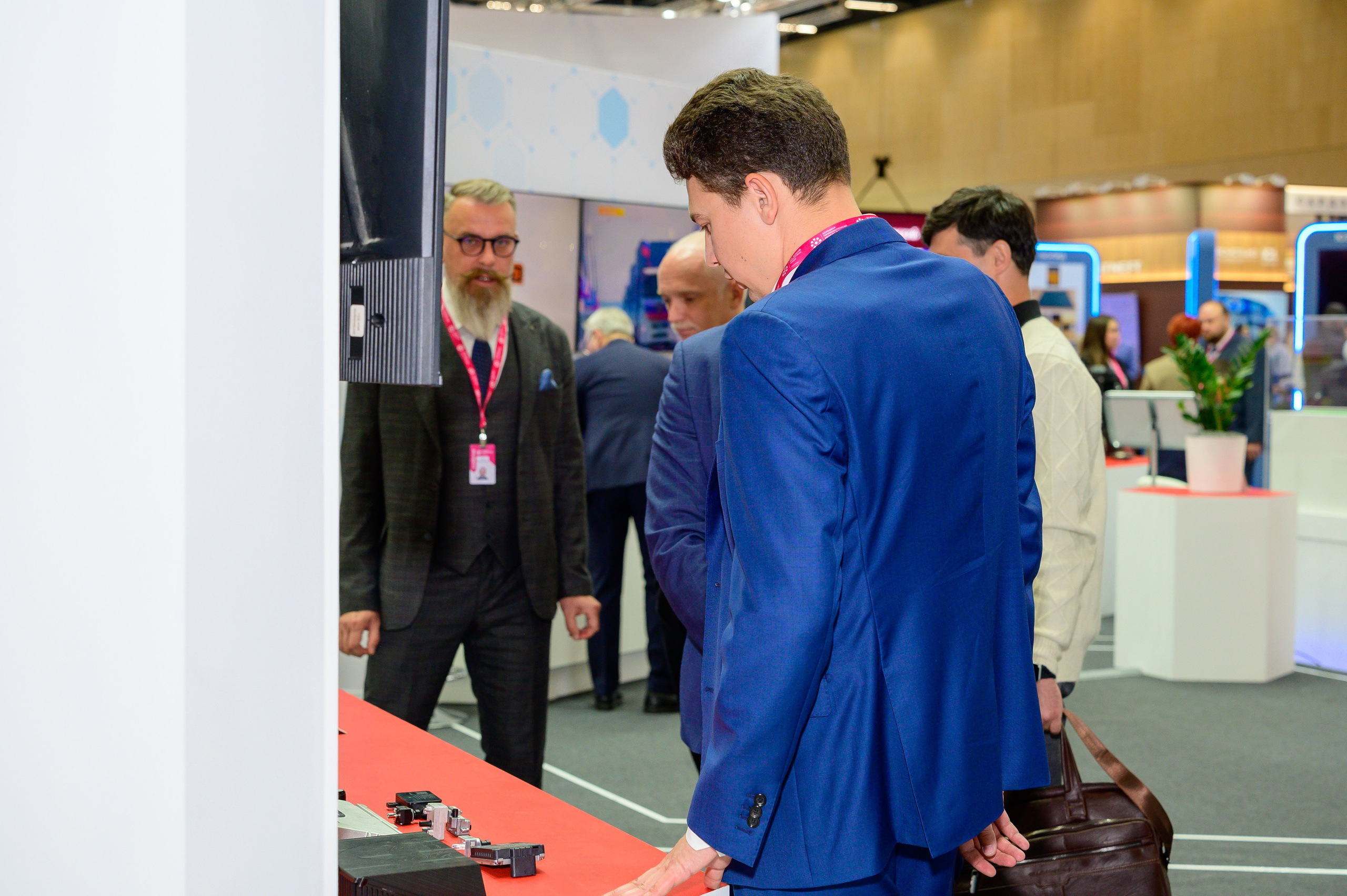 BigindustrialweekBelarus. Фотоуслуги, услуги фотографа, фотографирование важных событий