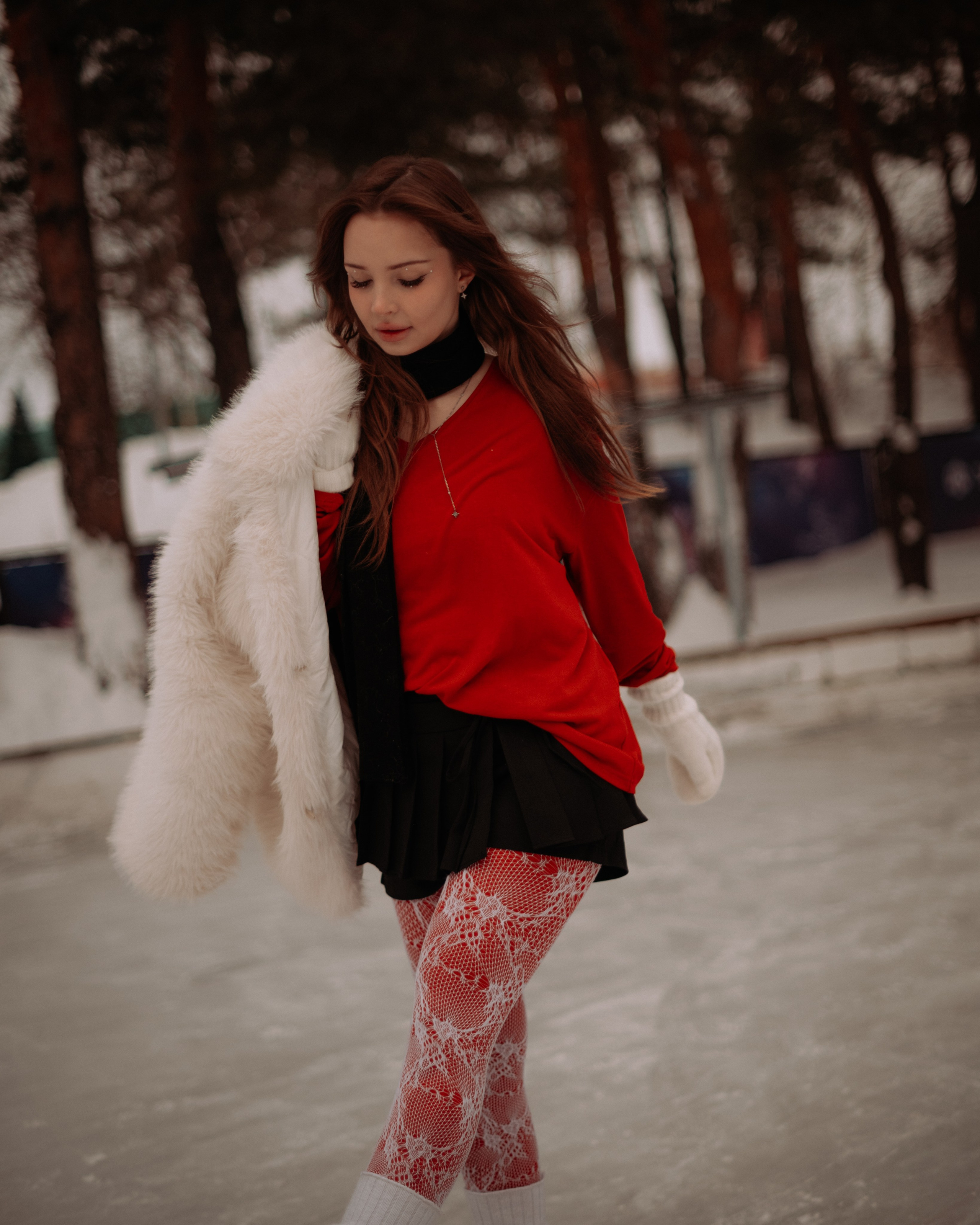 Ирина. Женский фотограф. Создатель украшений ручной работы. Модель