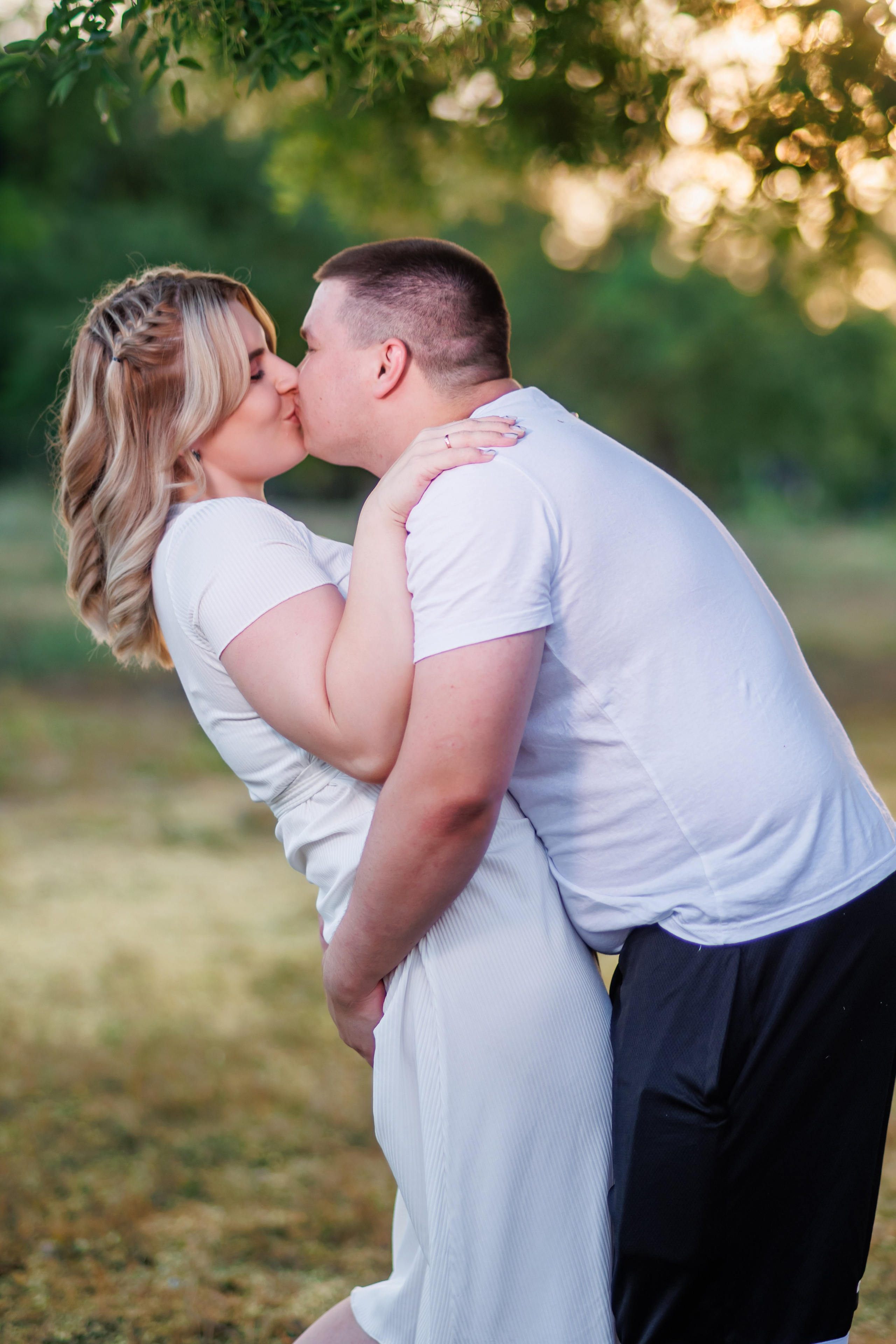 Прогулка на природе. Свадебный и семейный фотограф в Армавире