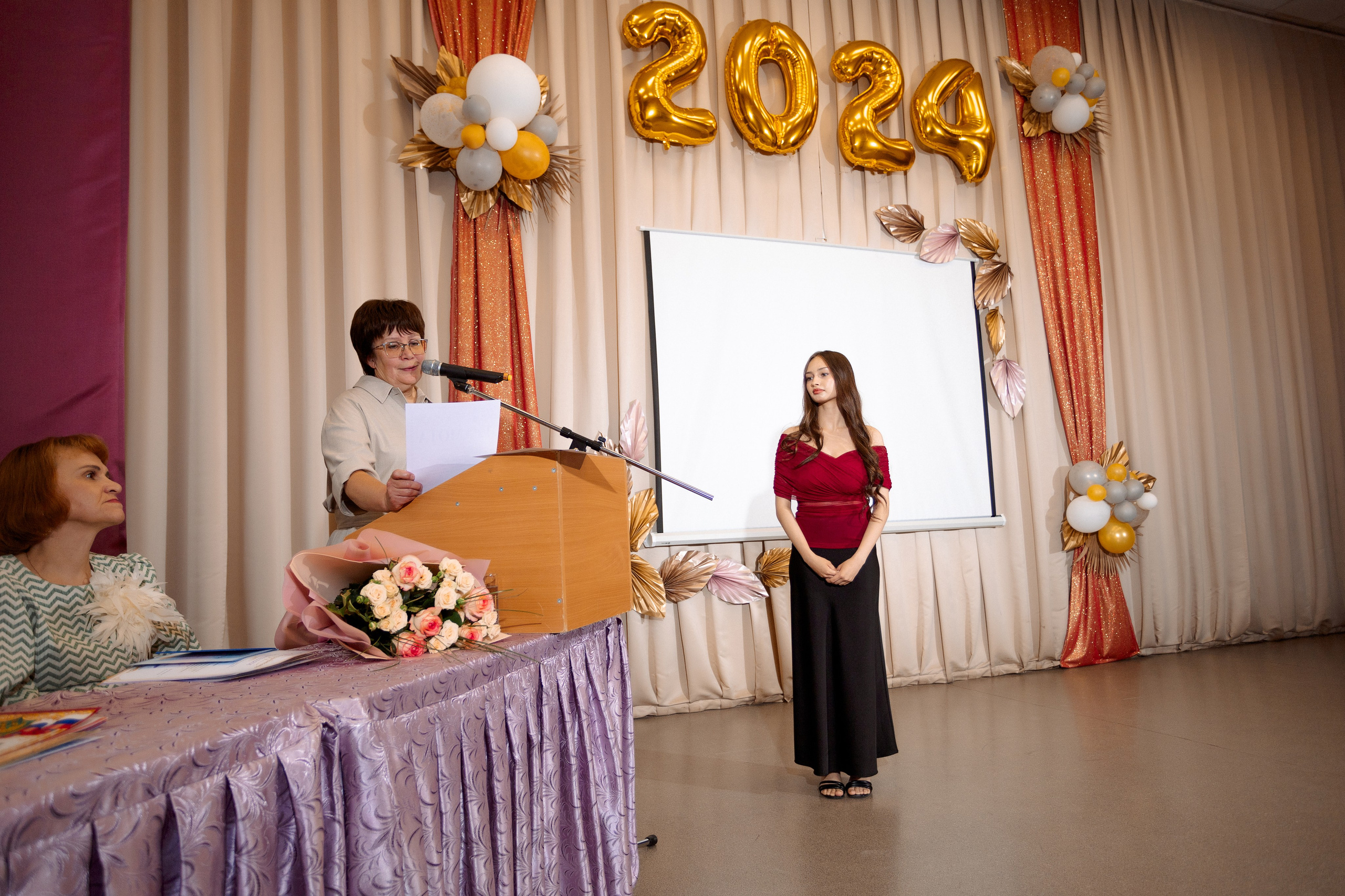 ВРУЧЕНИЕ АТТЕСТАТОВ: Пример. Все фото. Профессиональный фотограф в Ижевске Леша Петров