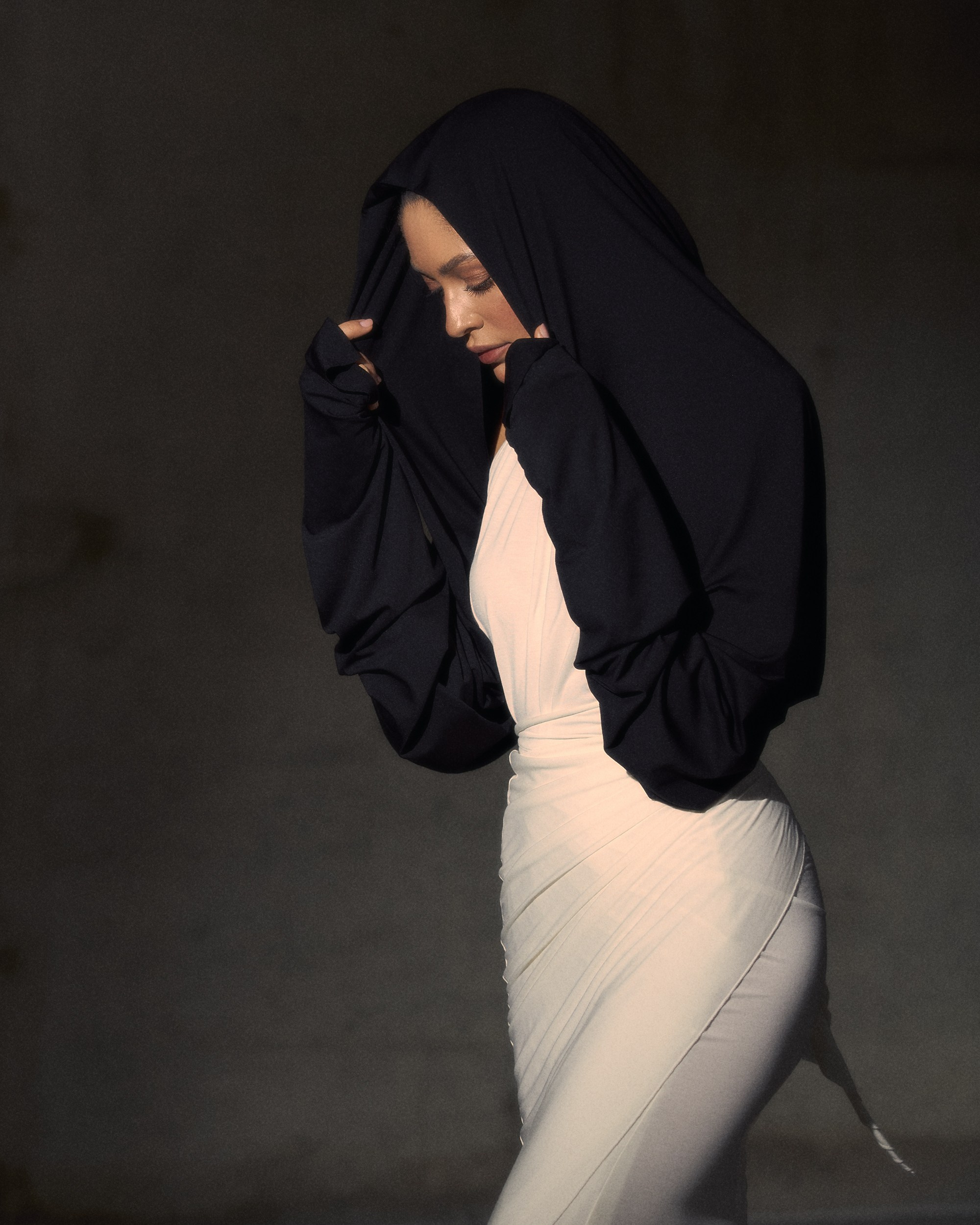 Съемка лукбука для бренда одежды в Москве. Букалова Людмила — фотограф для брендов одежды в Москве