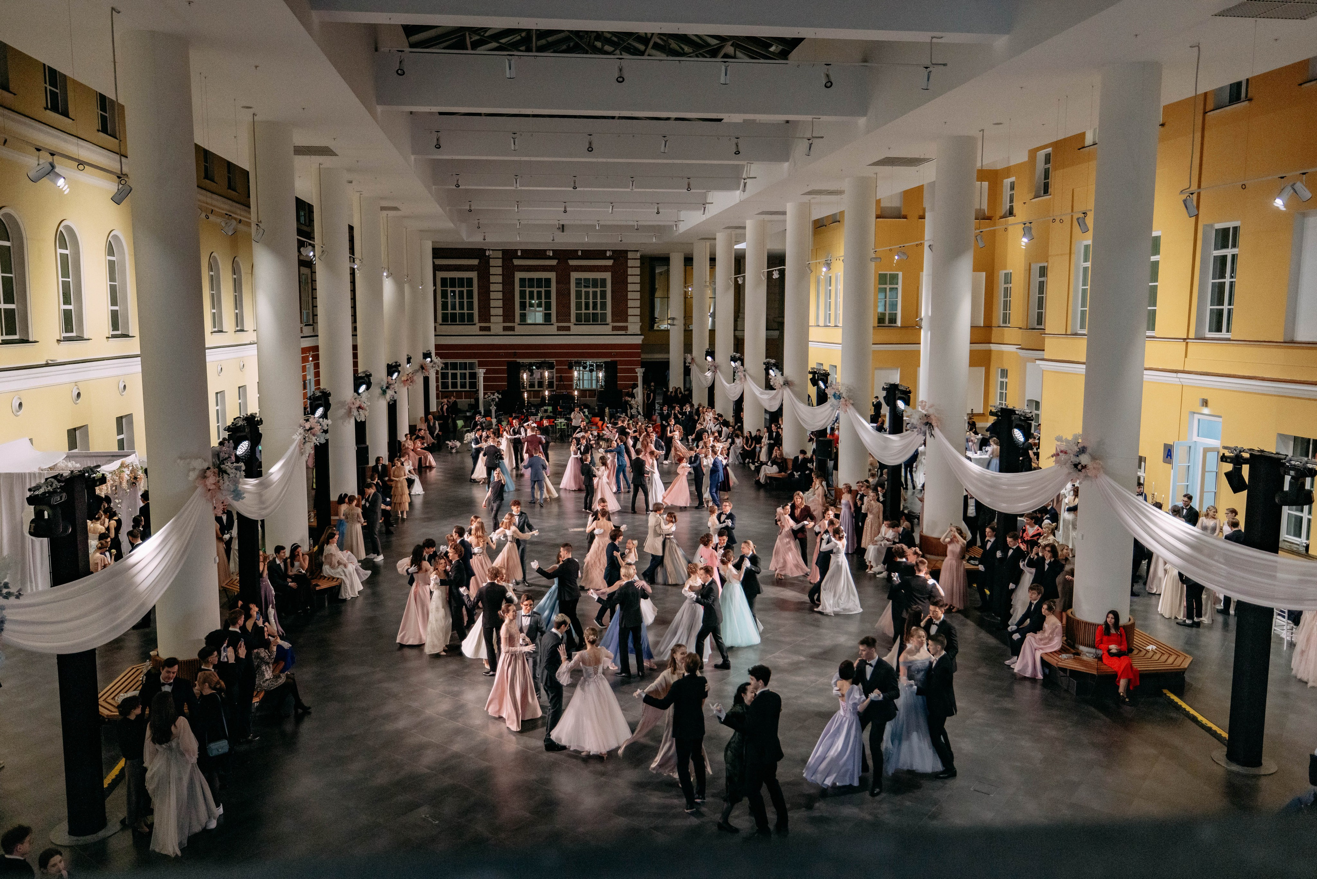 Бал студентов ВШЭ. Фото и видео съемка. Андрей Ионов