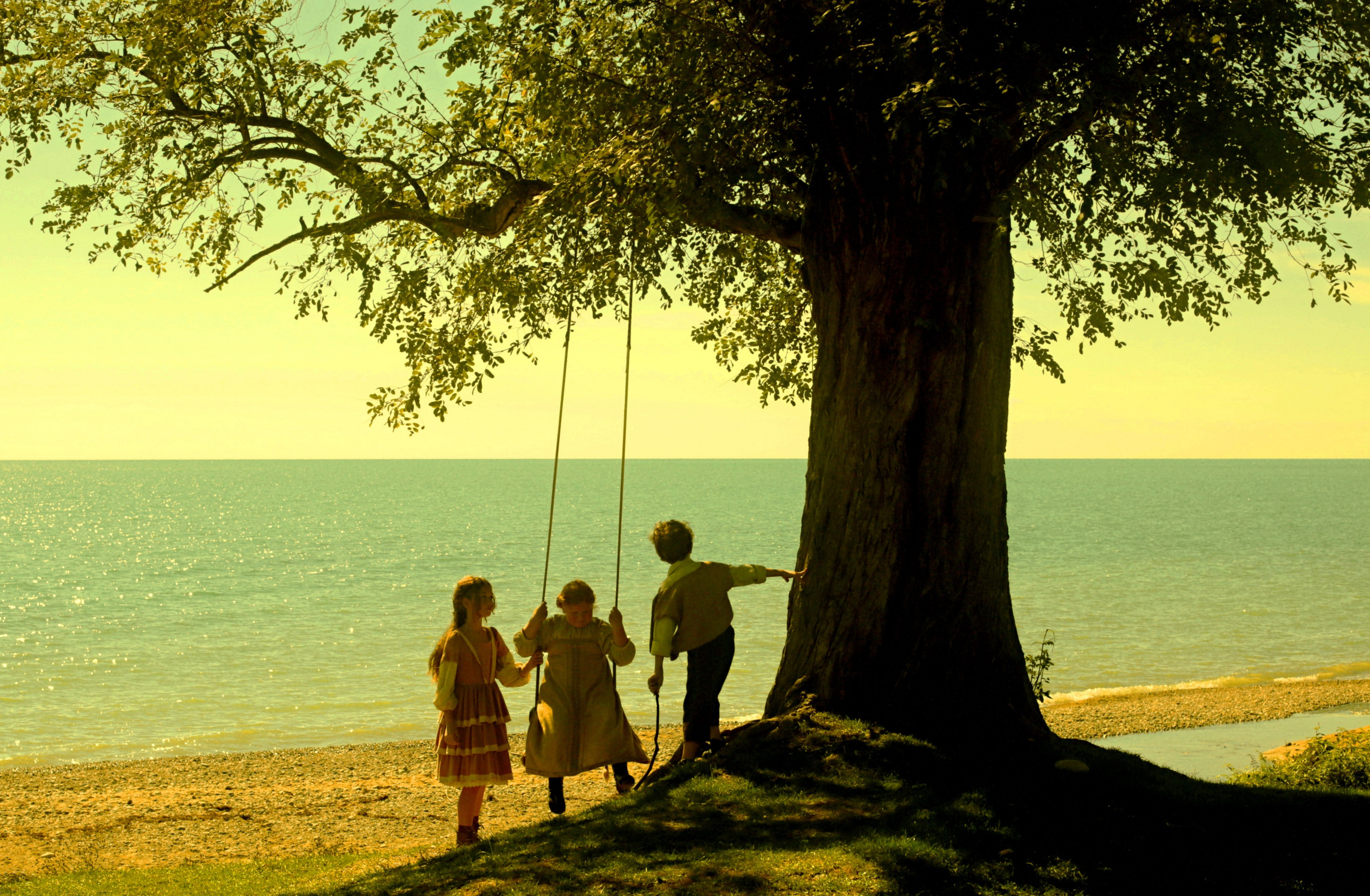 Кинематографическая съемка. Старик и дети. Ekaterina Beridze