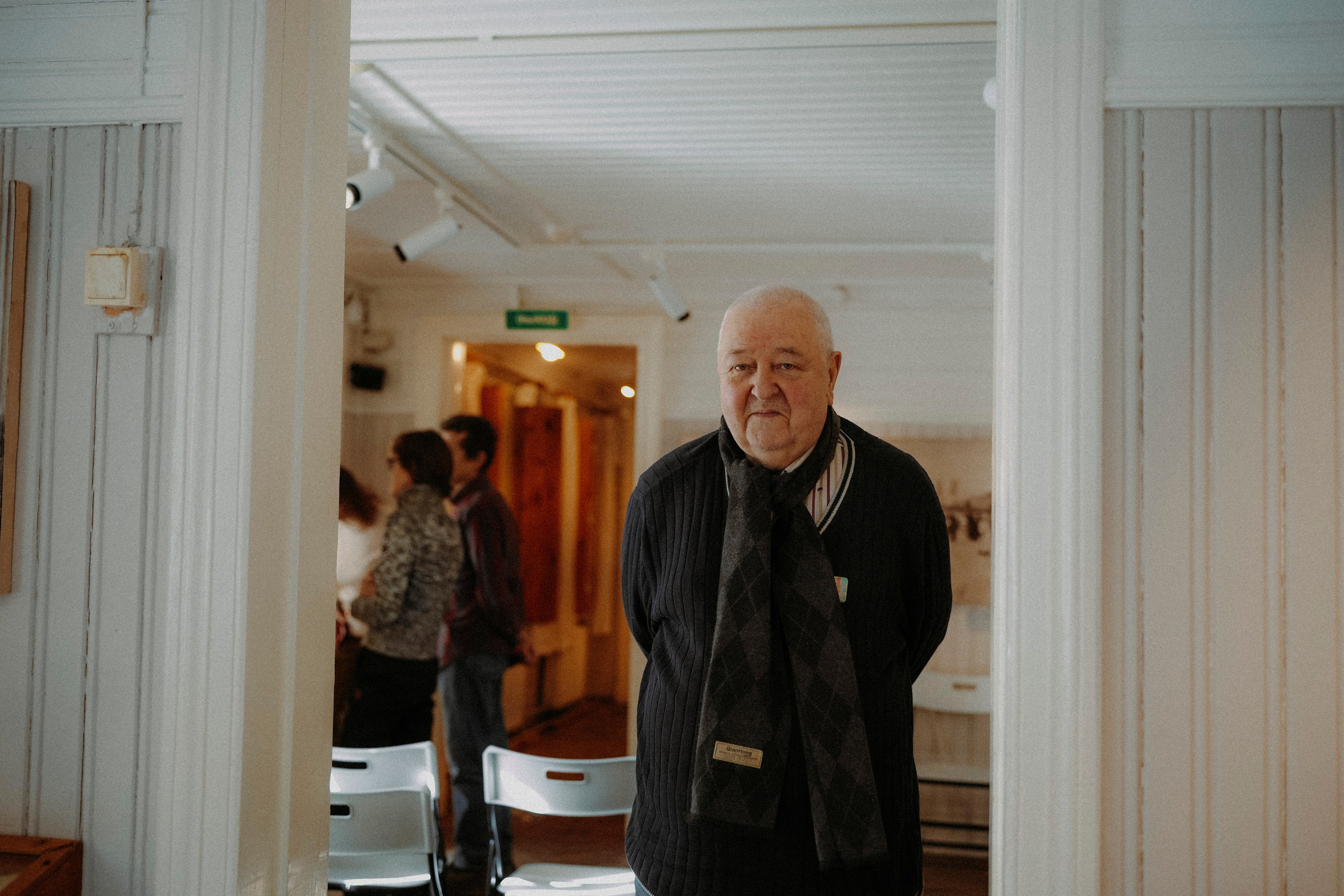 2024. Стрит-фотография, полная абсурда, идиотизма и красоты