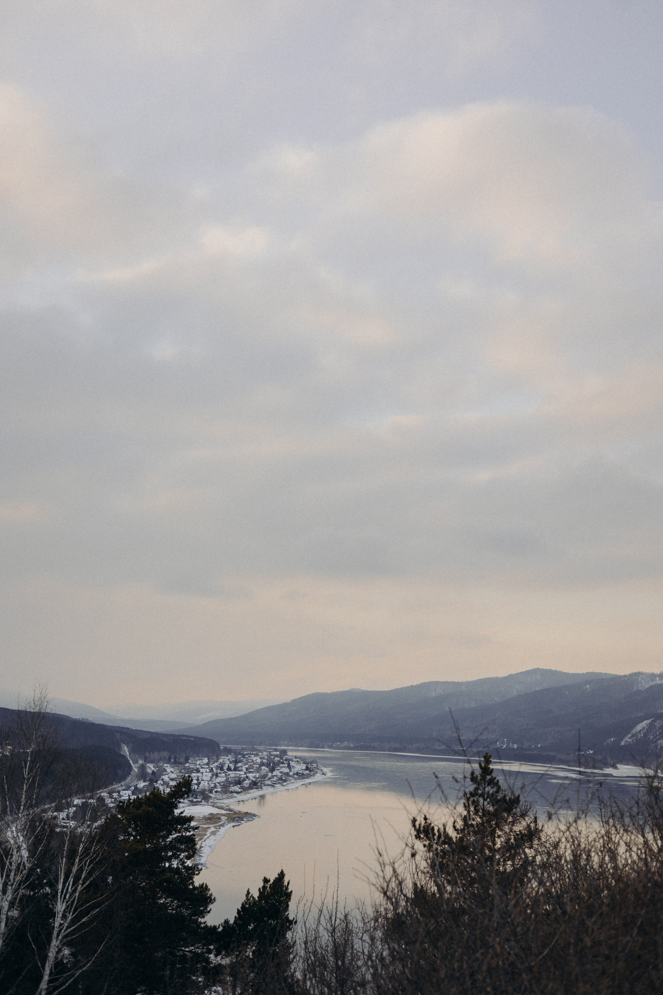 Эдуард и Вера (загс, прогулка). Фотограф свадебный семейный в Красноярске Шукшина Наталья