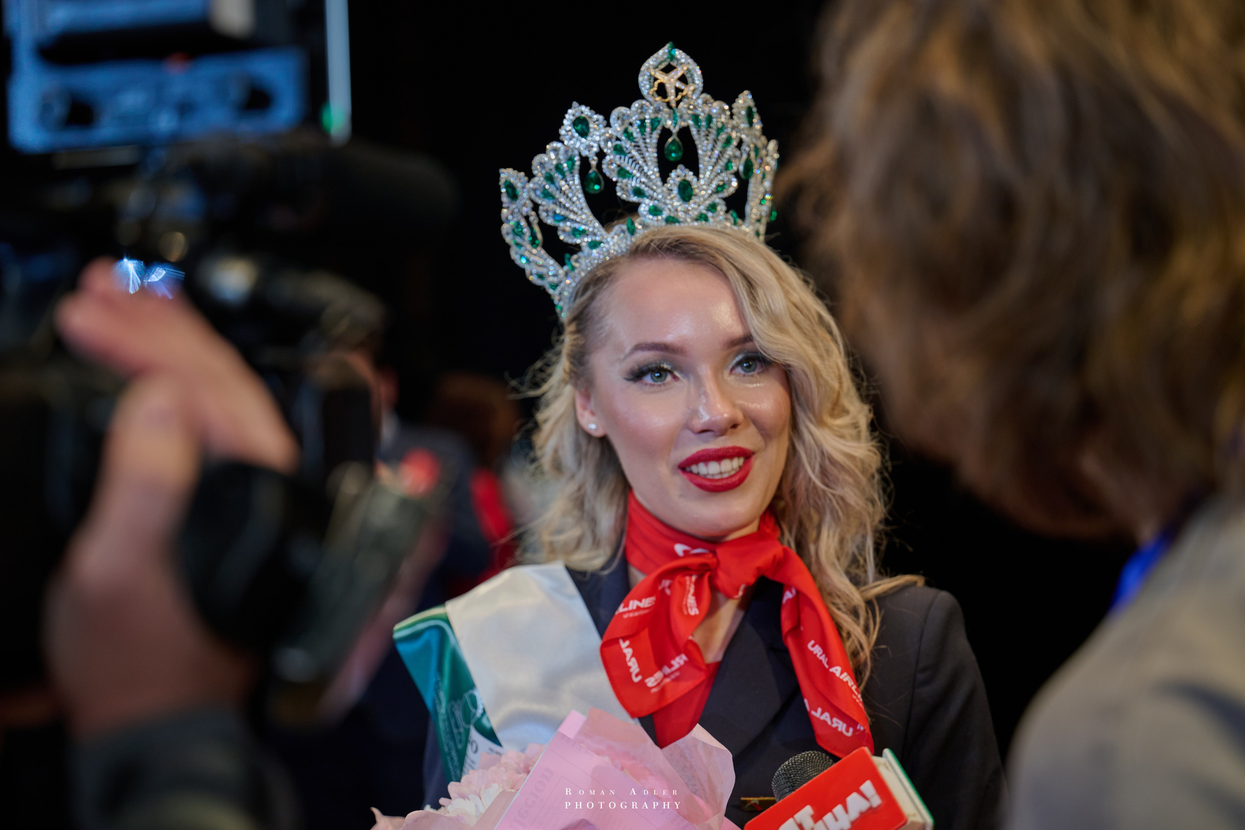 Финал международного конкурса «Топ стюардесс 11 + Авиа Мисс 2025». Фотограф Роман Адлер