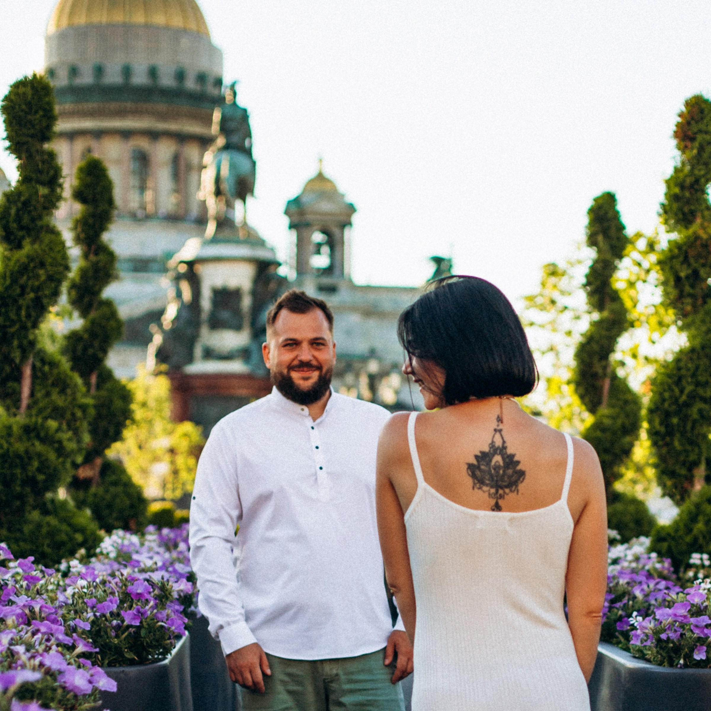Максим и Виктория в июле. Фотопрогулка в Петербурге. Индивидуальный и семейный фотограф в Санкт-Петербурге