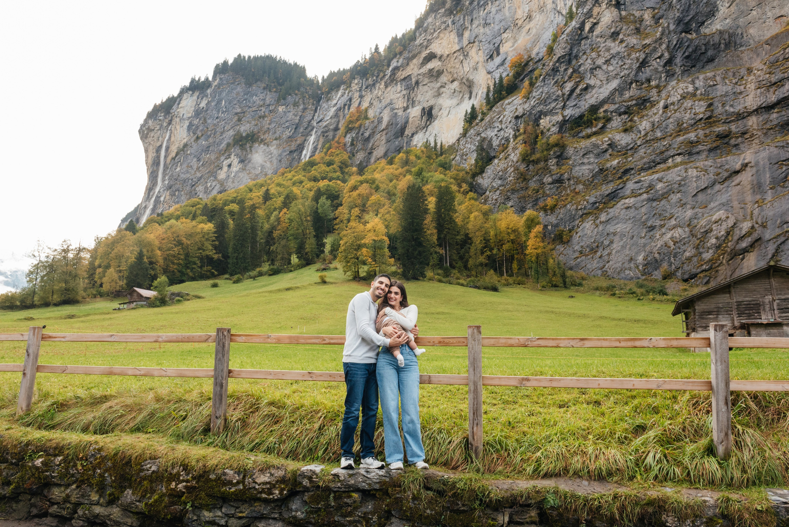 Ruby, Elie and Leo (Lauterbrunnen, Suisse). Photographe en Suisse et en Europe Anna Alekseenko