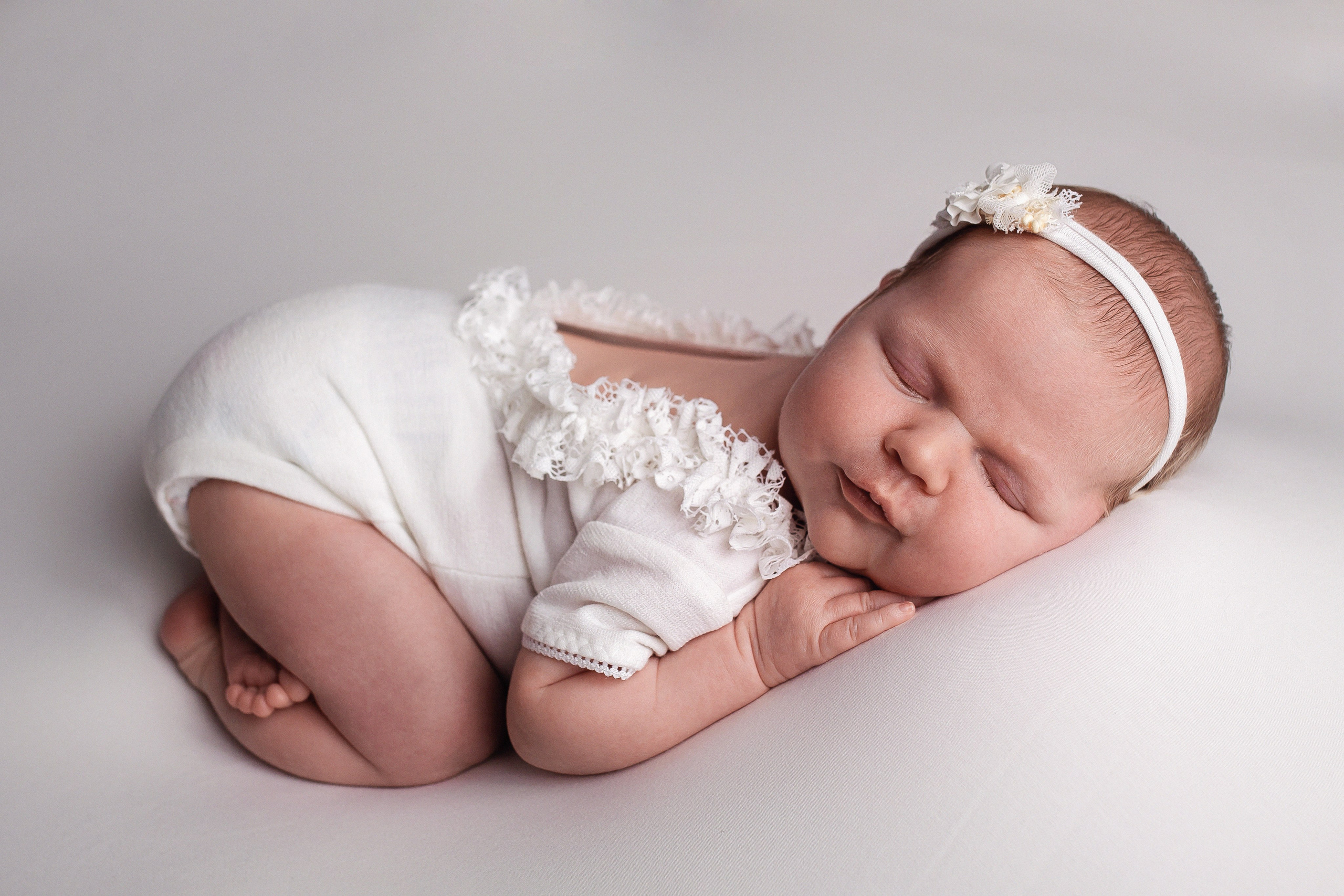 Newborn. Фотограф новорожденных в Тюмени