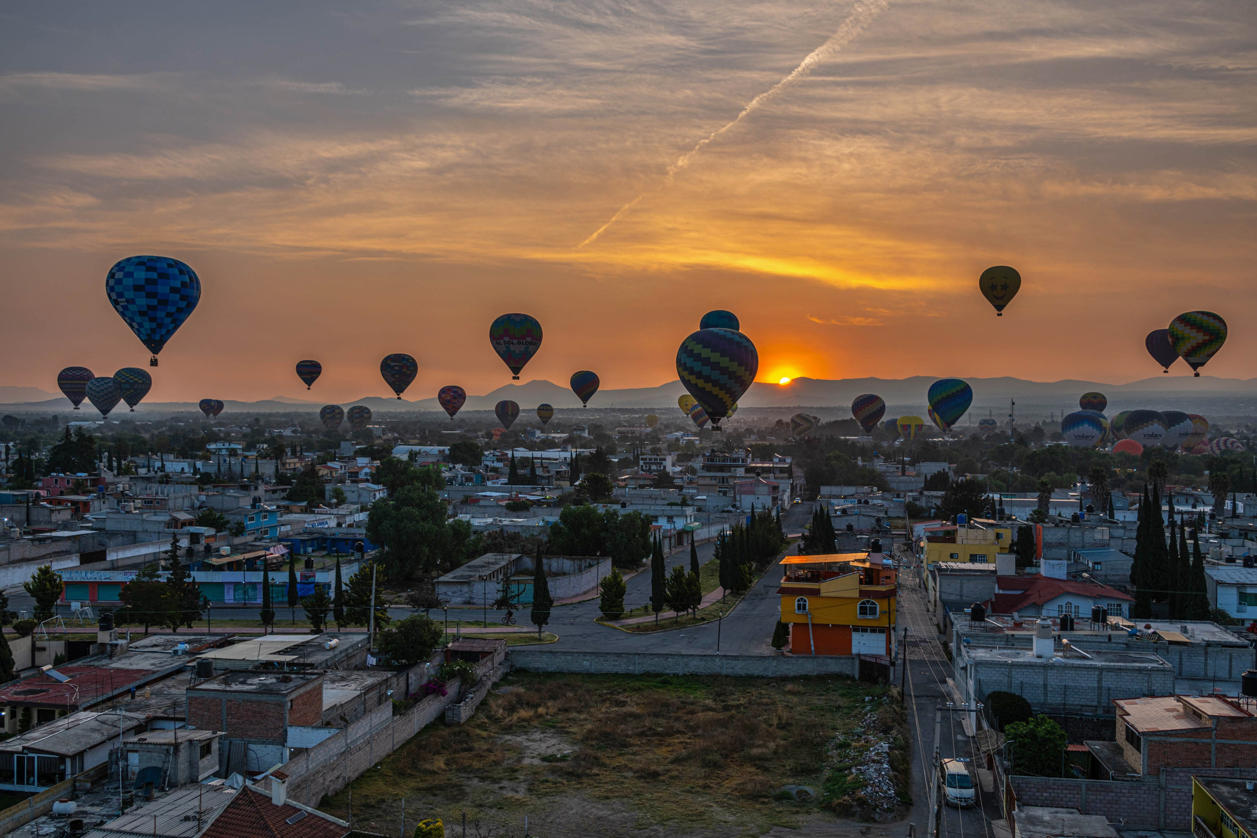 Теотиуакан Полет на воздушном шаре. Фотограф Лара Кучина