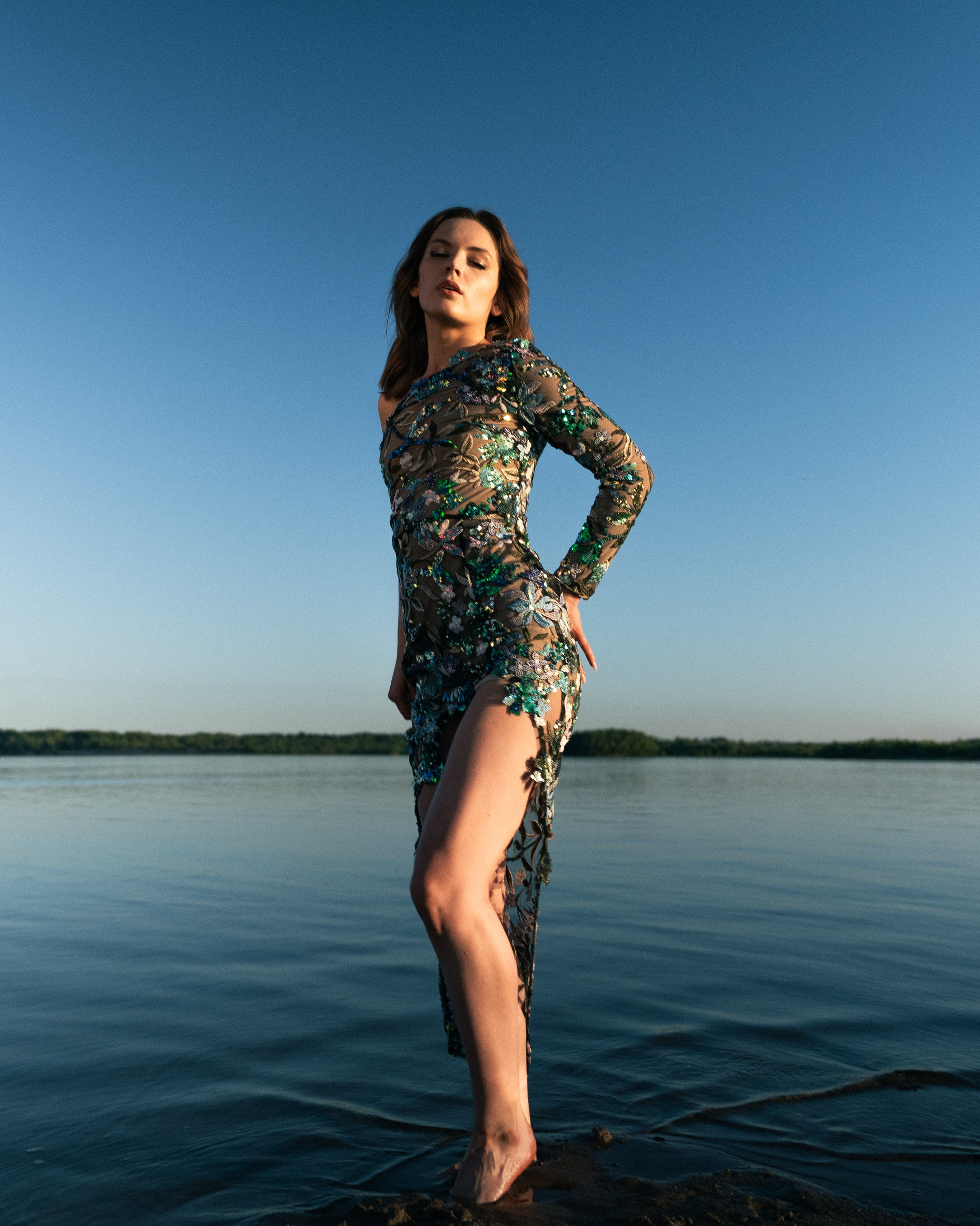 LOVE IN BRAND. TUTSARKIS — Art Director | Stylist | Photographer