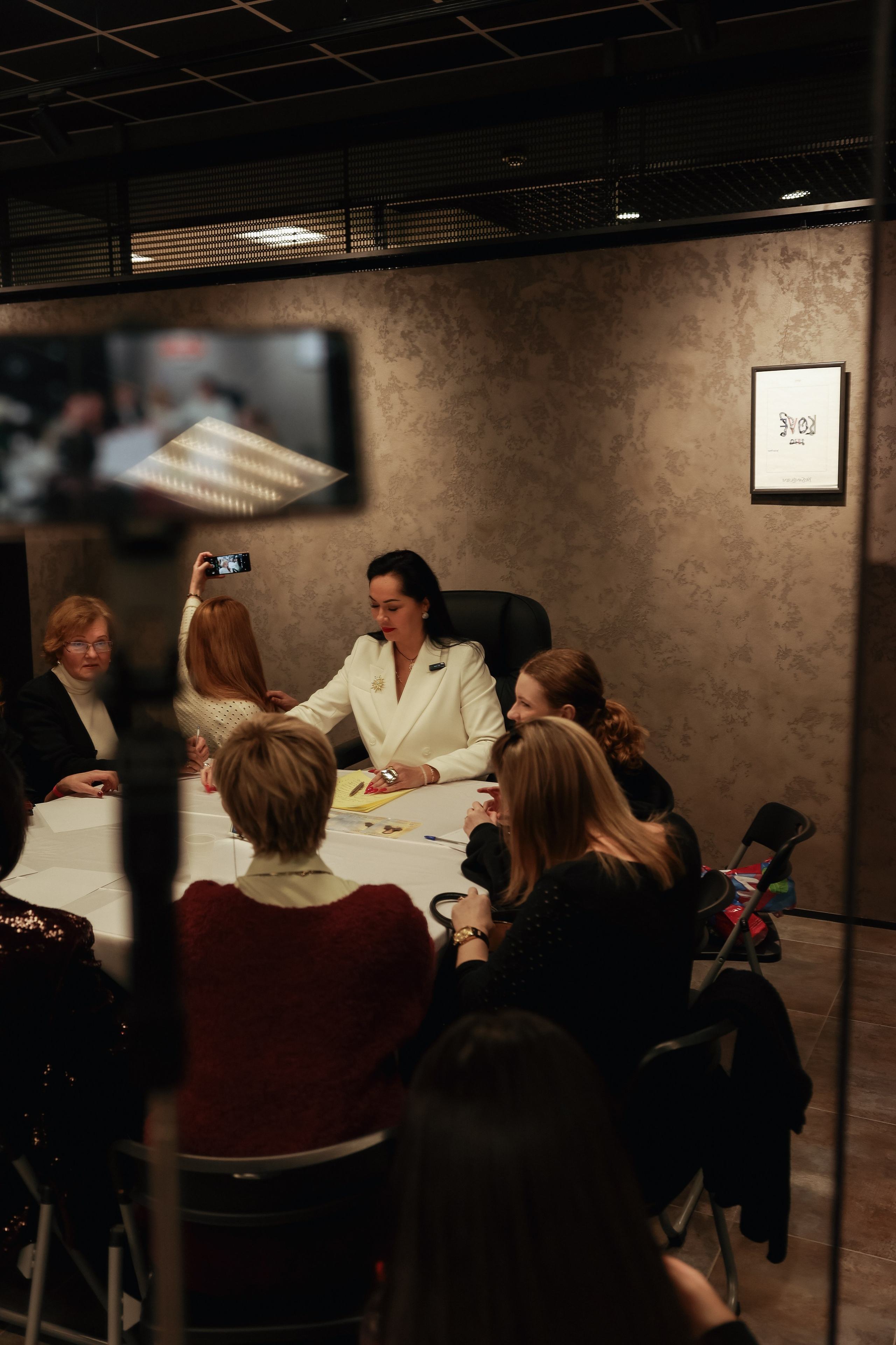 Репортажная фотосъёмка девятого Большого Женского Форума в Санкт-Петербурге. Профессиональный фотограф в Санкт-Петербурге Александр Волосенцев