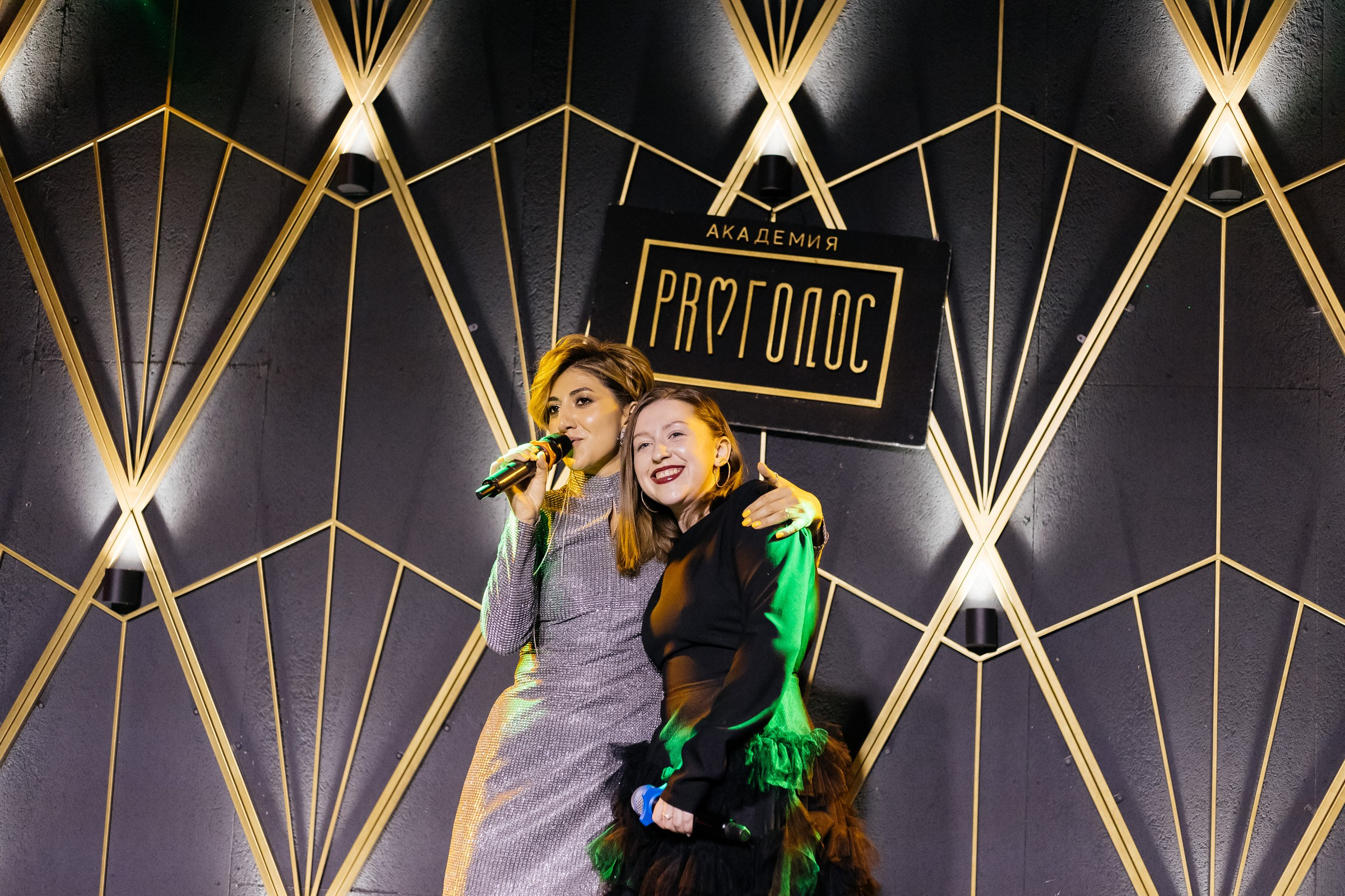 КАРАОКЕ БАР P'YANO. Репортажный и портретный фотограф в Екатеринбурге Гизатуллин Марат