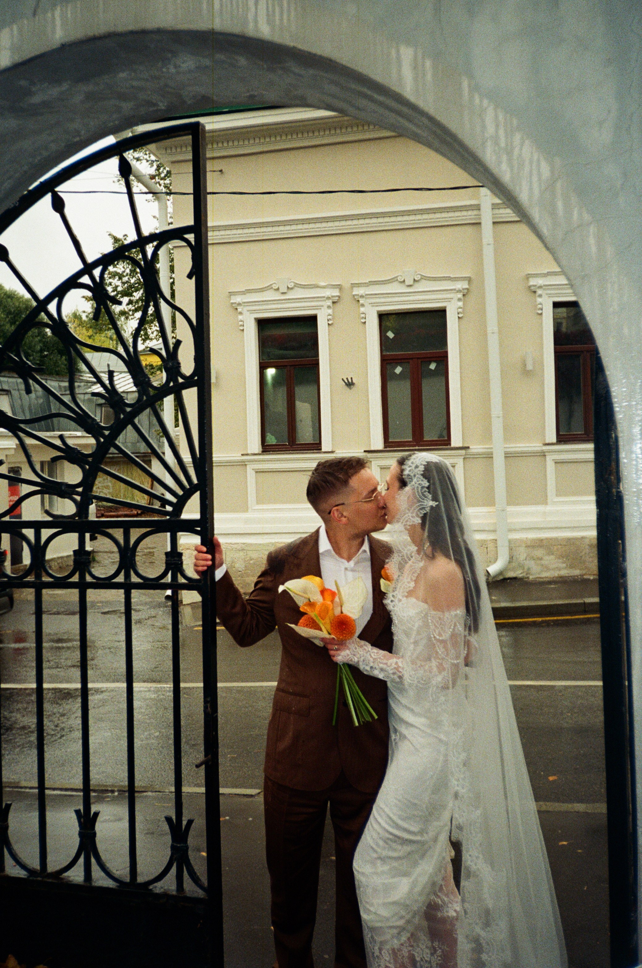 Пленочная фотография. Свадебный и семейный фотограф в Москве Света Снимает