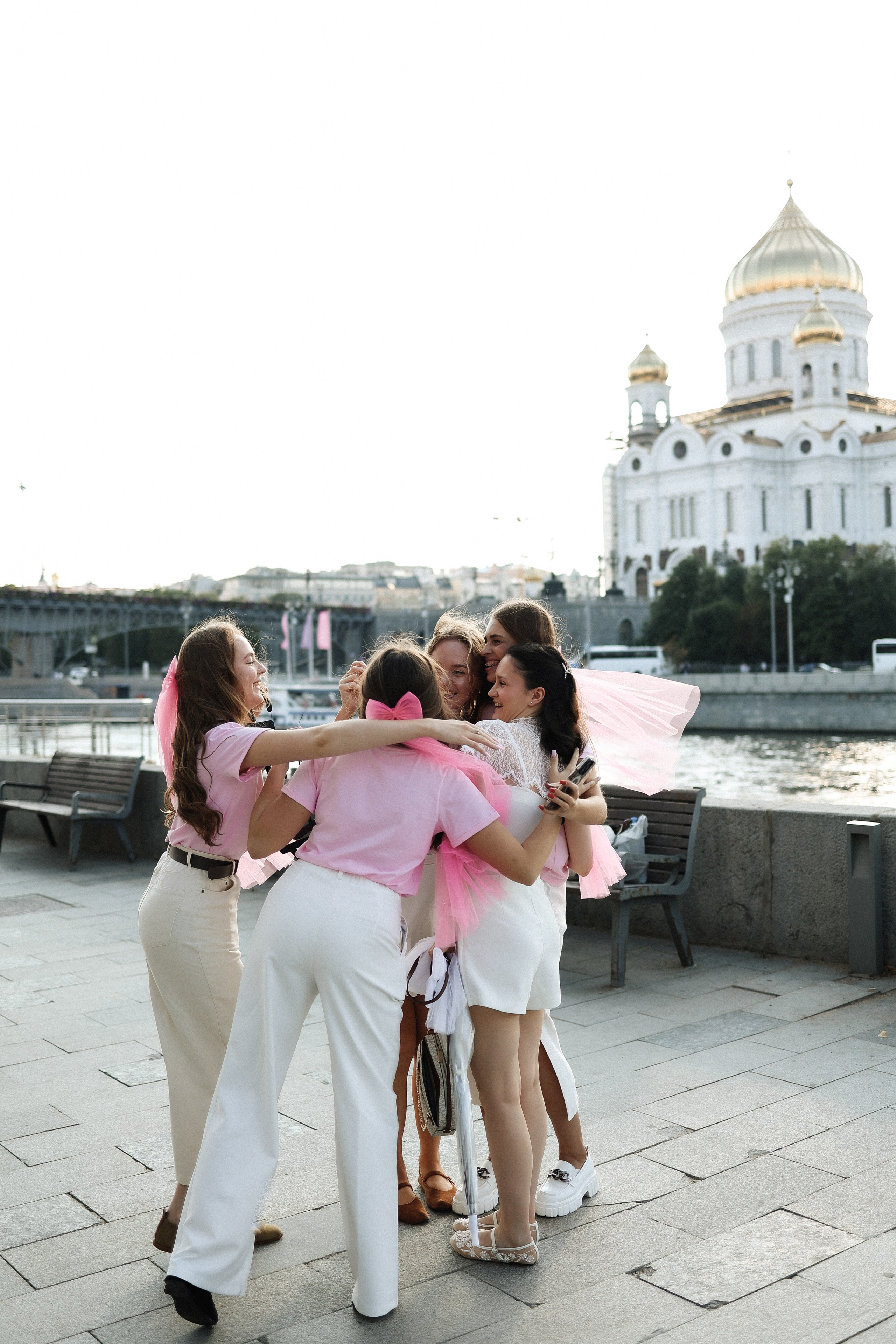 Девичник на катере. Свадебный и семейный фотограф в Москве Света Снимает