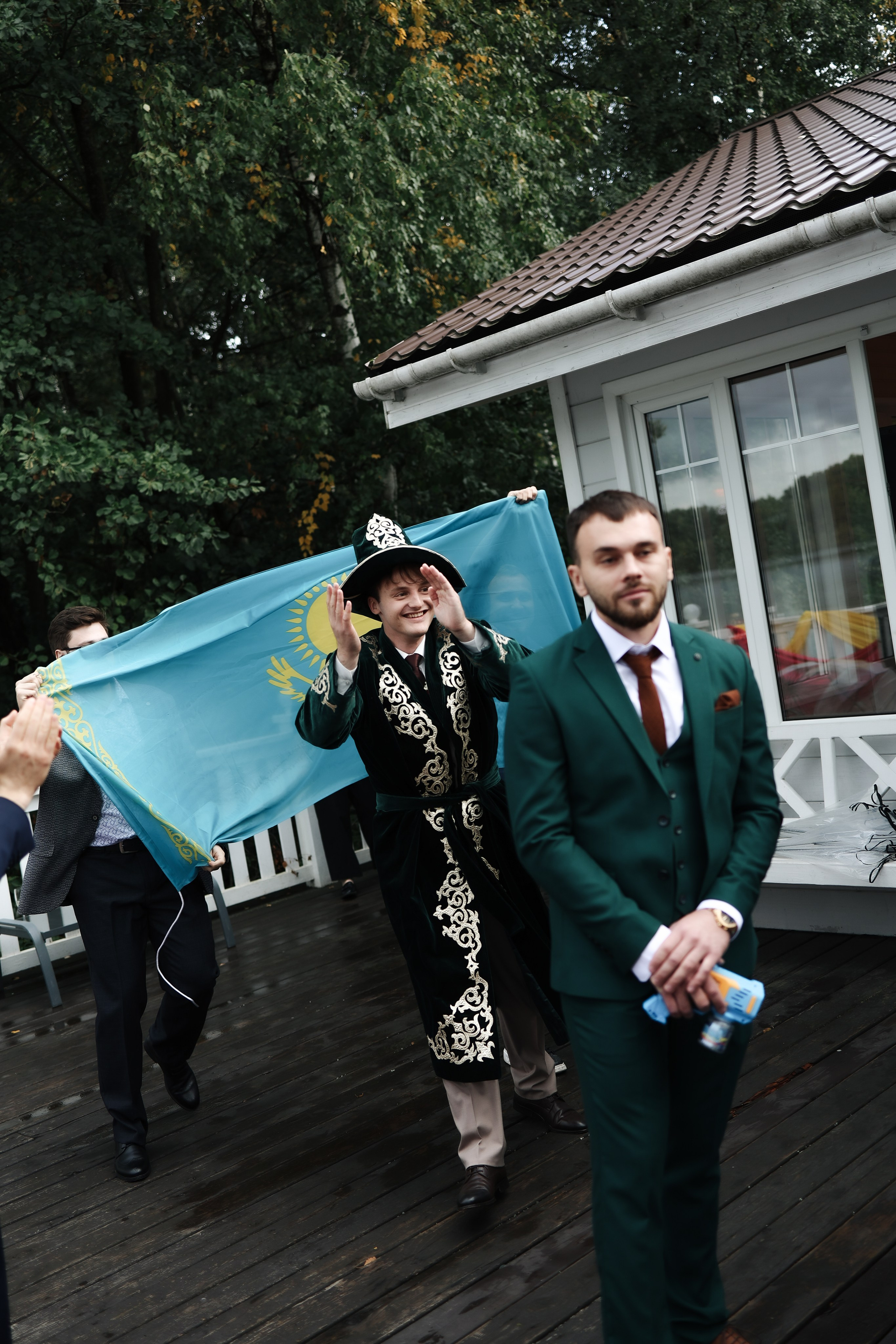 Свадьба в парк-отеле Медвежьи озера. Свадебный и семейный фотограф в Москве Света Снимает