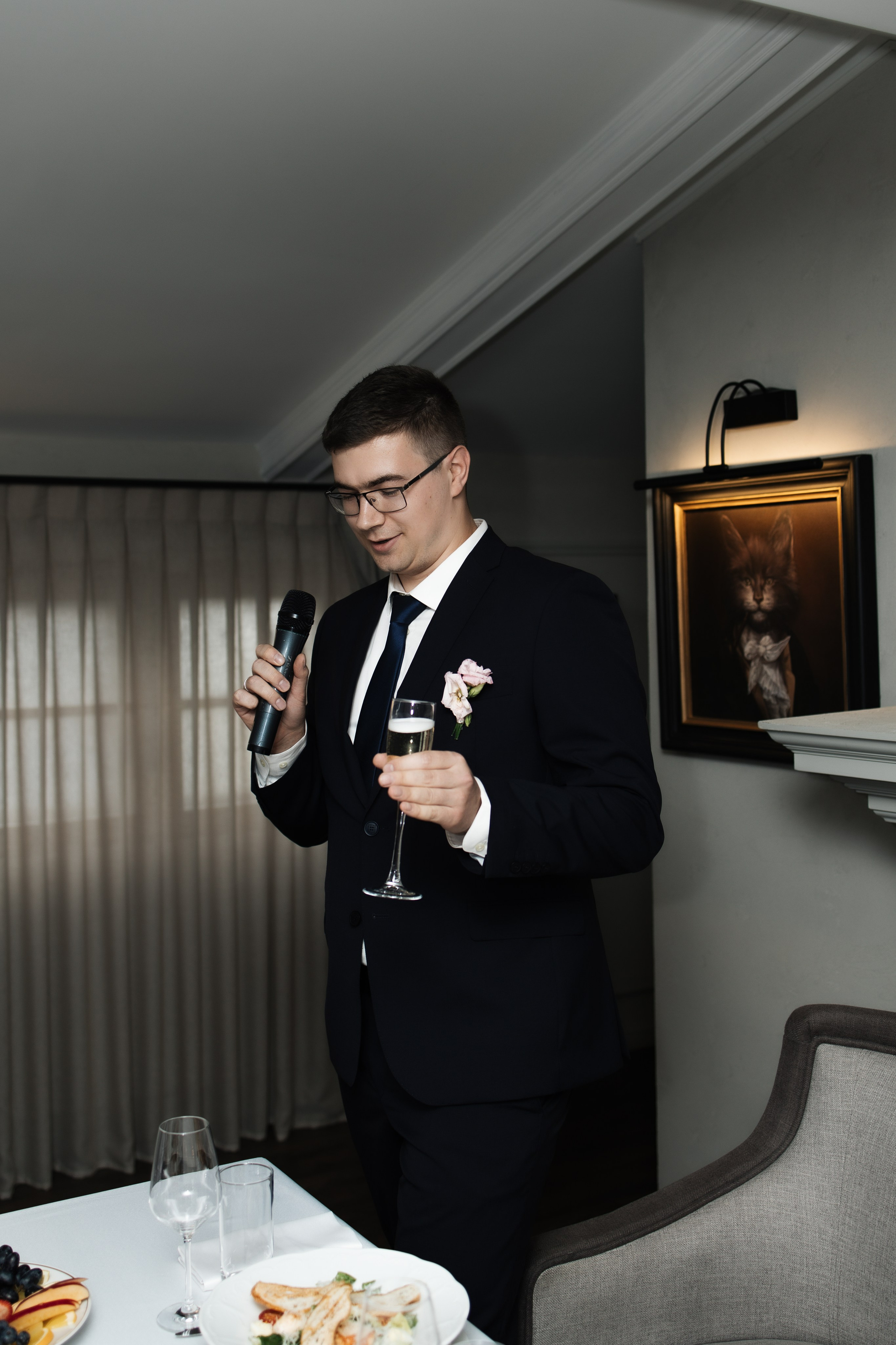 Савеловский ЗАГС, Radisson Blu Olympiyskiy, особняк Хлудова, камерная свадьба. Свадебный и семейный фотограф в Москве Света Снимает