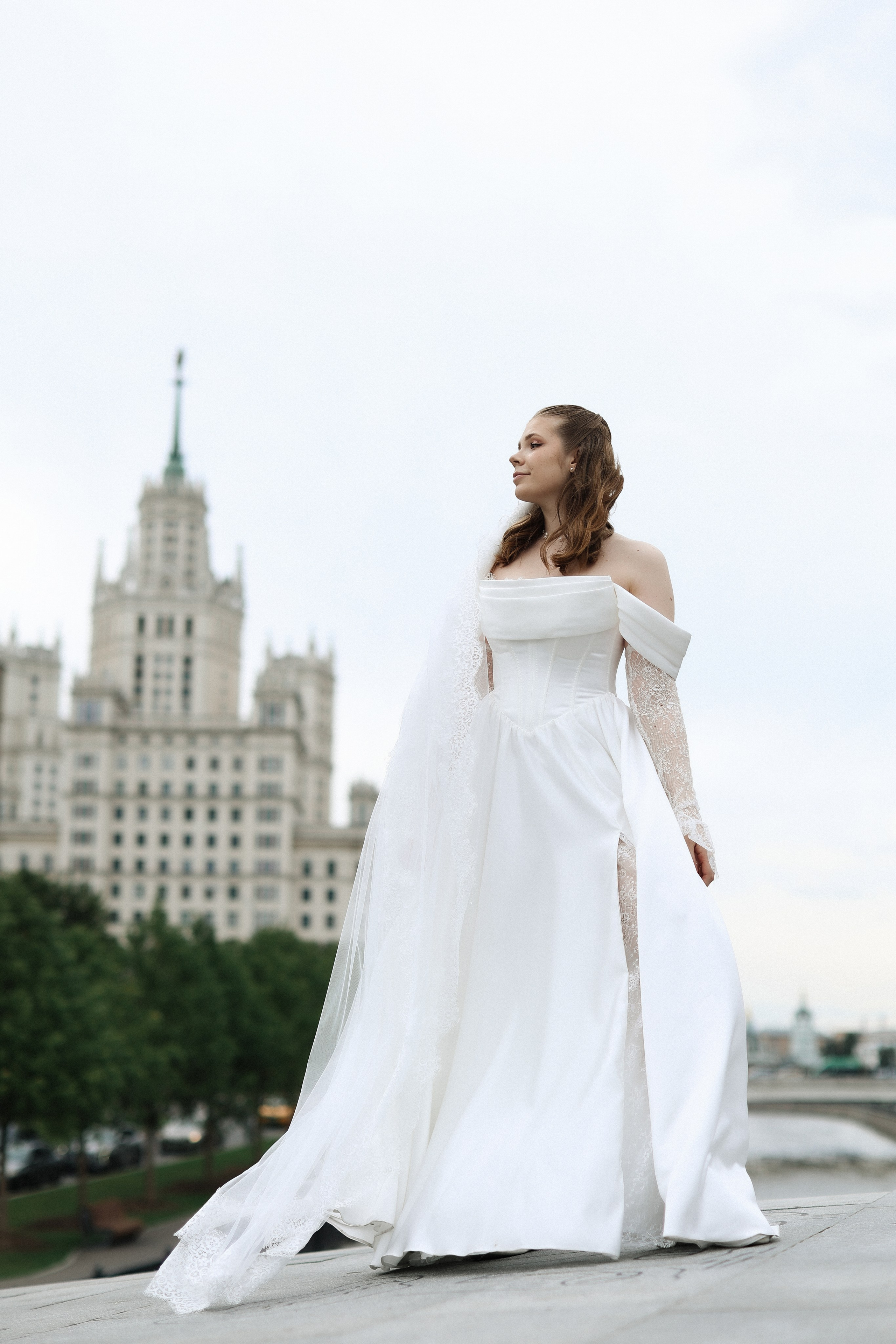 Савеловский ЗАГС, Radisson Blu Olympiyskiy, особняк Хлудова, камерная свадьба. Свадебный и семейный фотограф в Москве Света Снимает