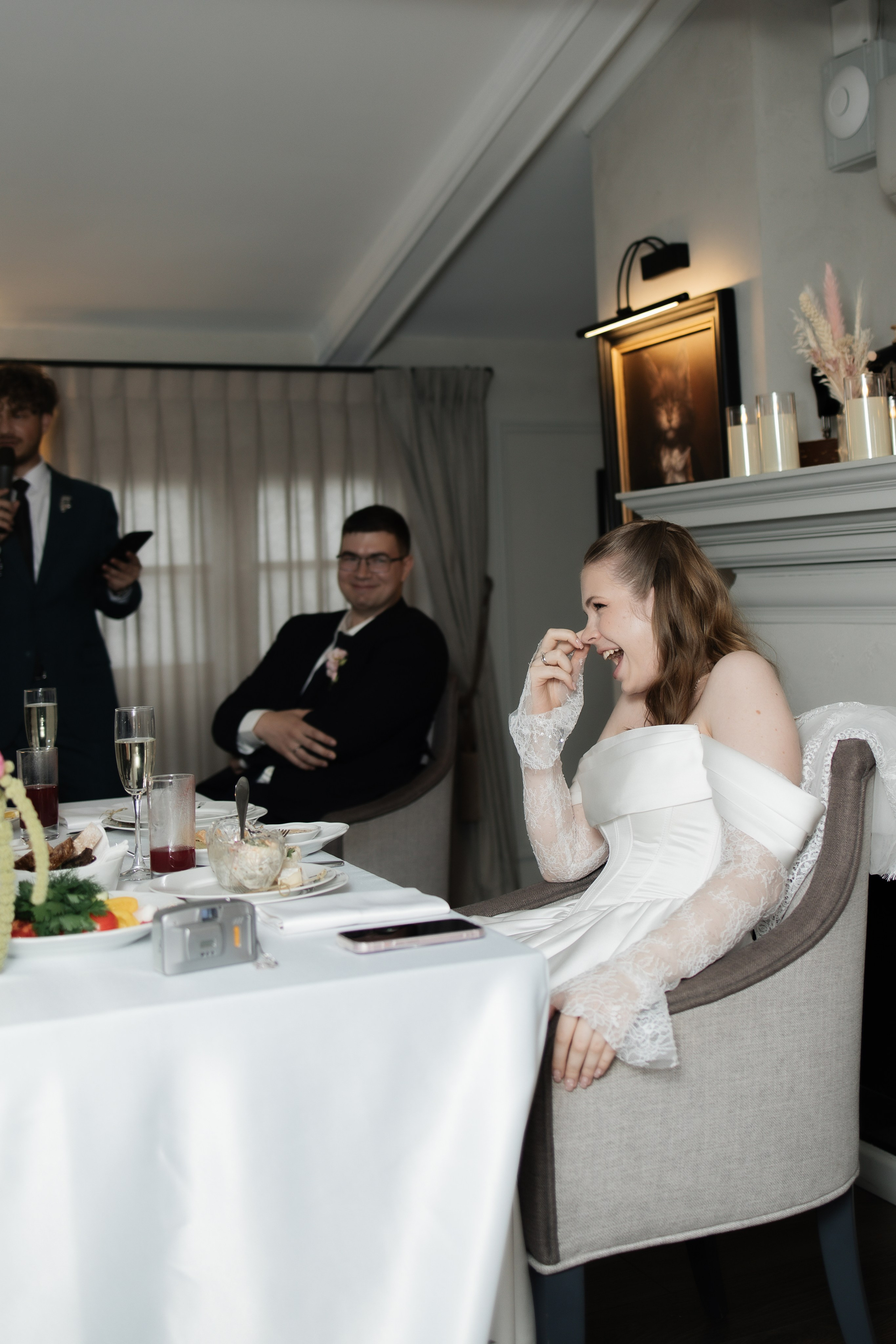 Савеловский ЗАГС, Radisson Blu Olympiyskiy, особняк Хлудова, камерная свадьба. Свадебный и семейный фотограф в Москве Света Снимает