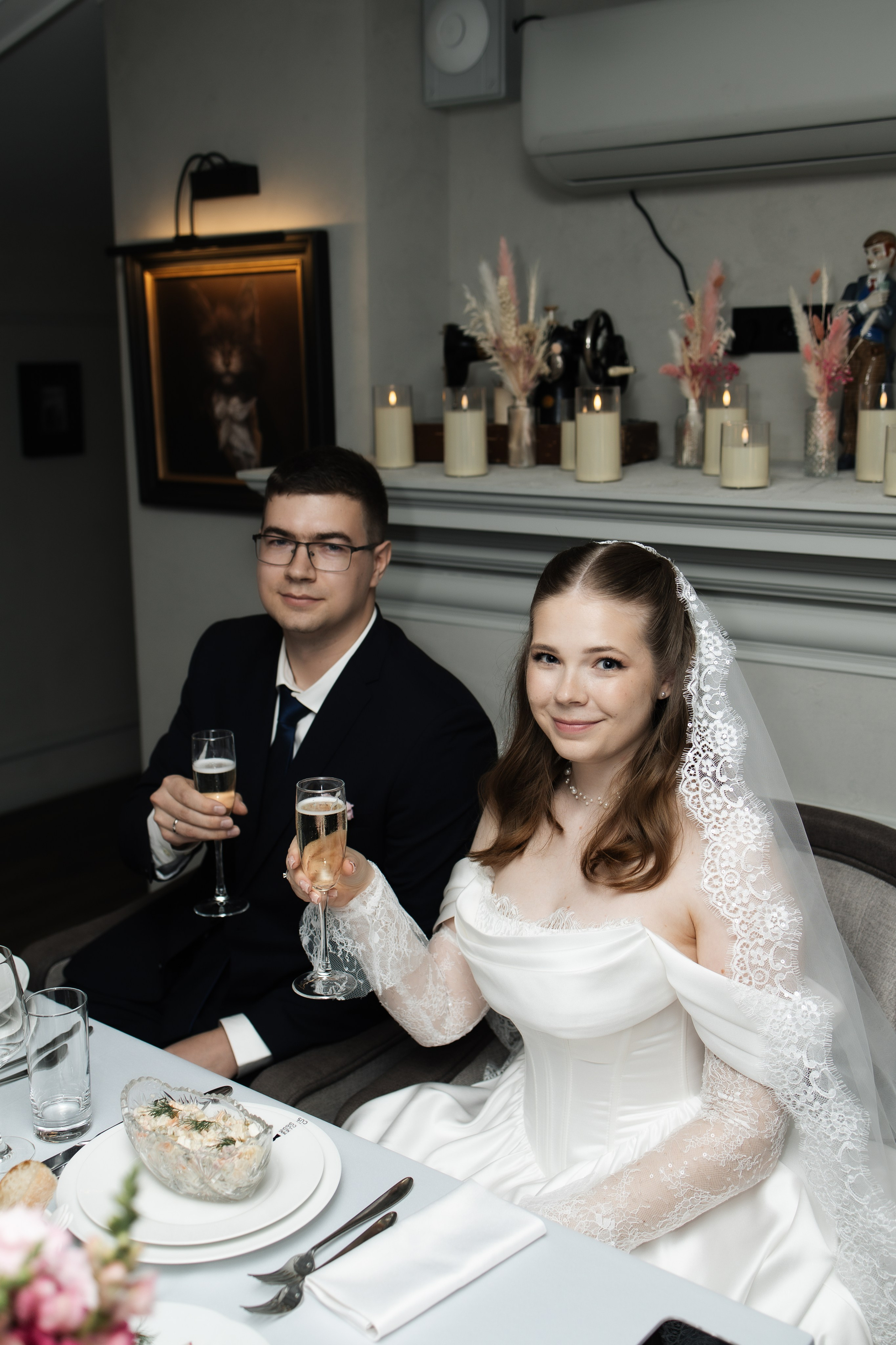 Савеловский ЗАГС, Radisson Blu Olympiyskiy, особняк Хлудова, камерная свадьба. Свадебный и семейный фотограф в Москве Света Снимает