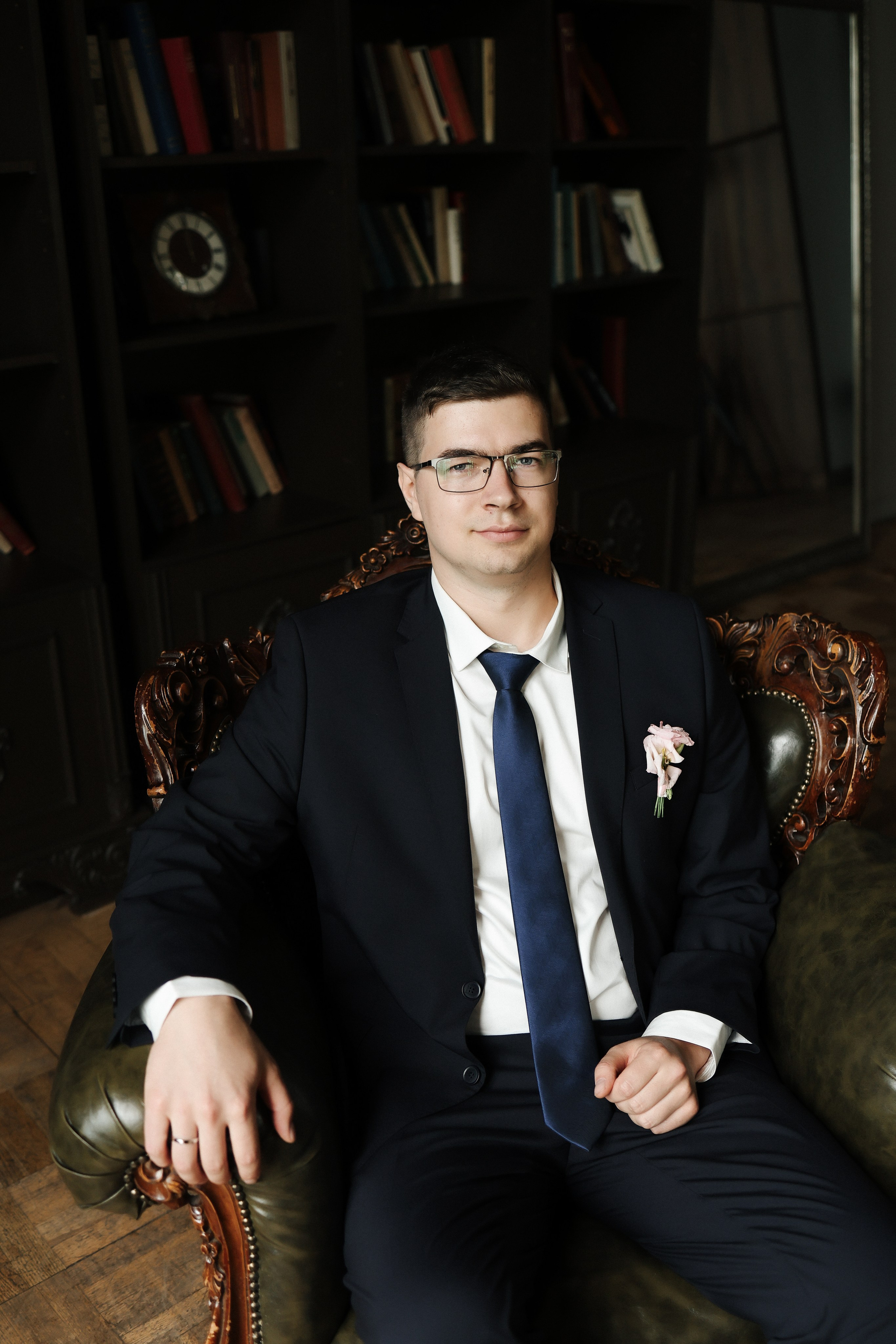 Савеловский ЗАГС, Radisson Blu Olympiyskiy, особняк Хлудова, камерная свадьба. Свадебный и семейный фотограф в Москве Света Снимает