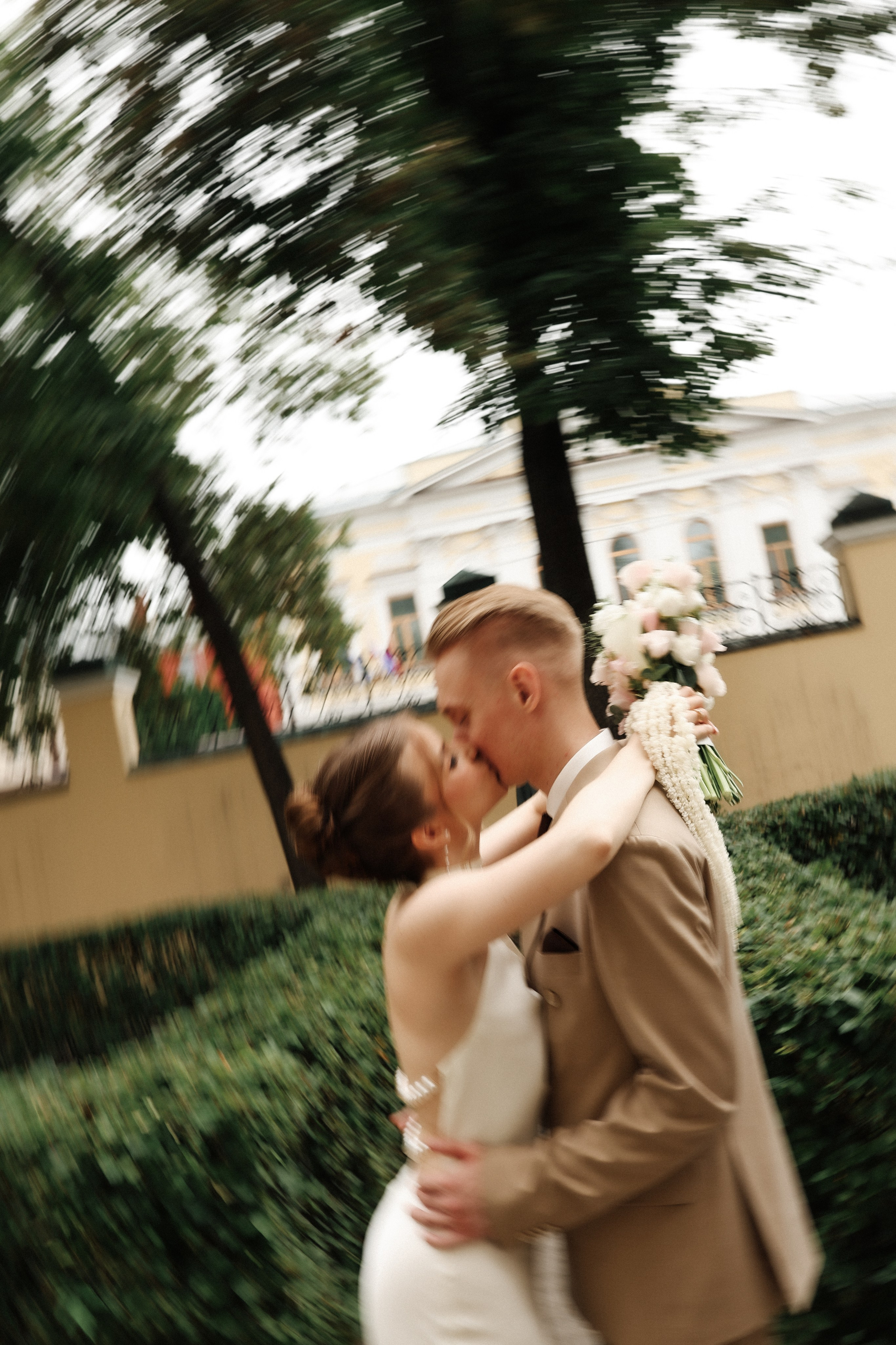 Ю. + С. Усадьба Зубовых, Рыболовный клуб Золотой Сазан. Свадебный и семейный фотограф в Москве Света Снимает