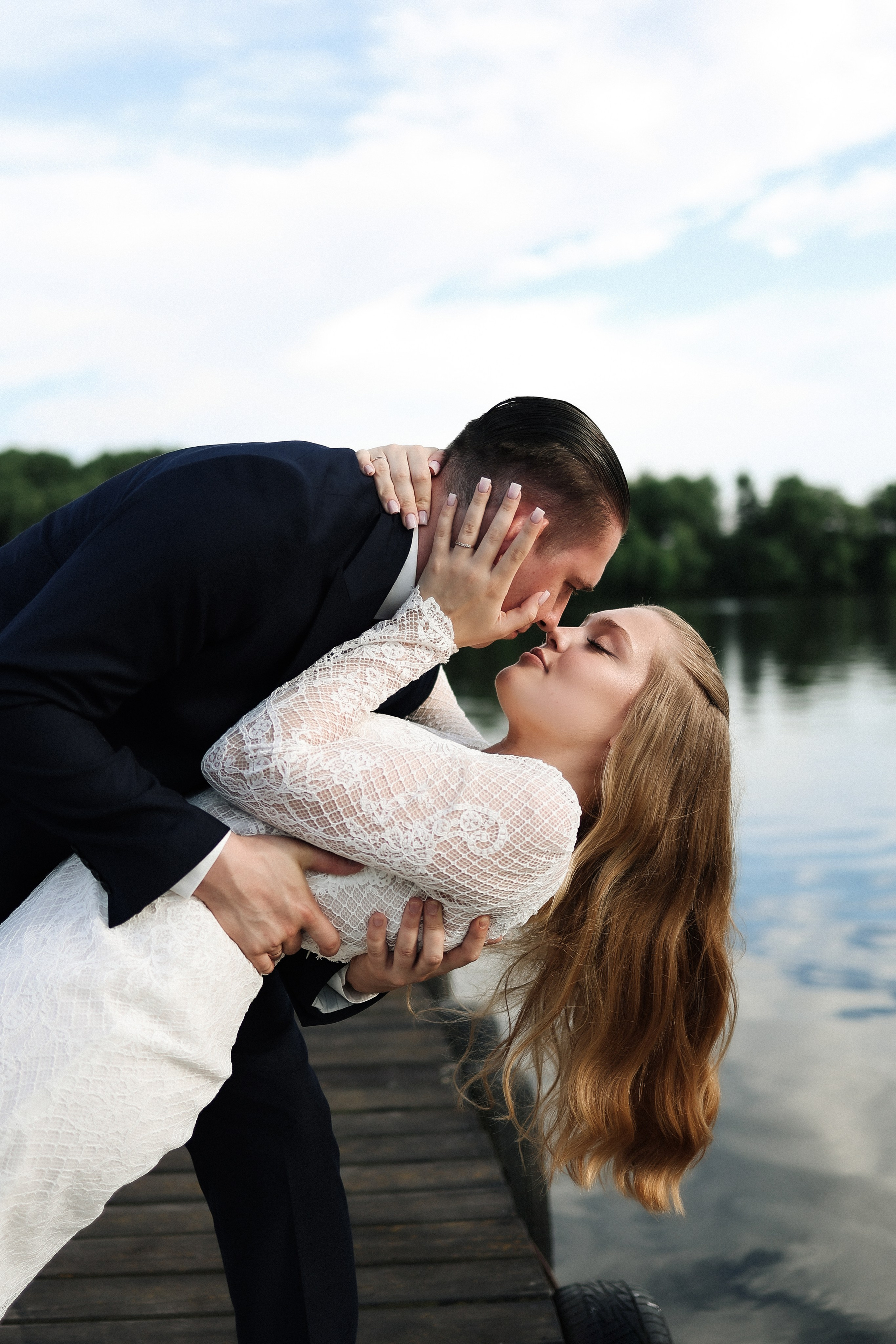 А. + К. Свадьба в Яхт-Клубе Ново-Рождественно. Свадебный и семейный фотограф в Москве Света Снимает