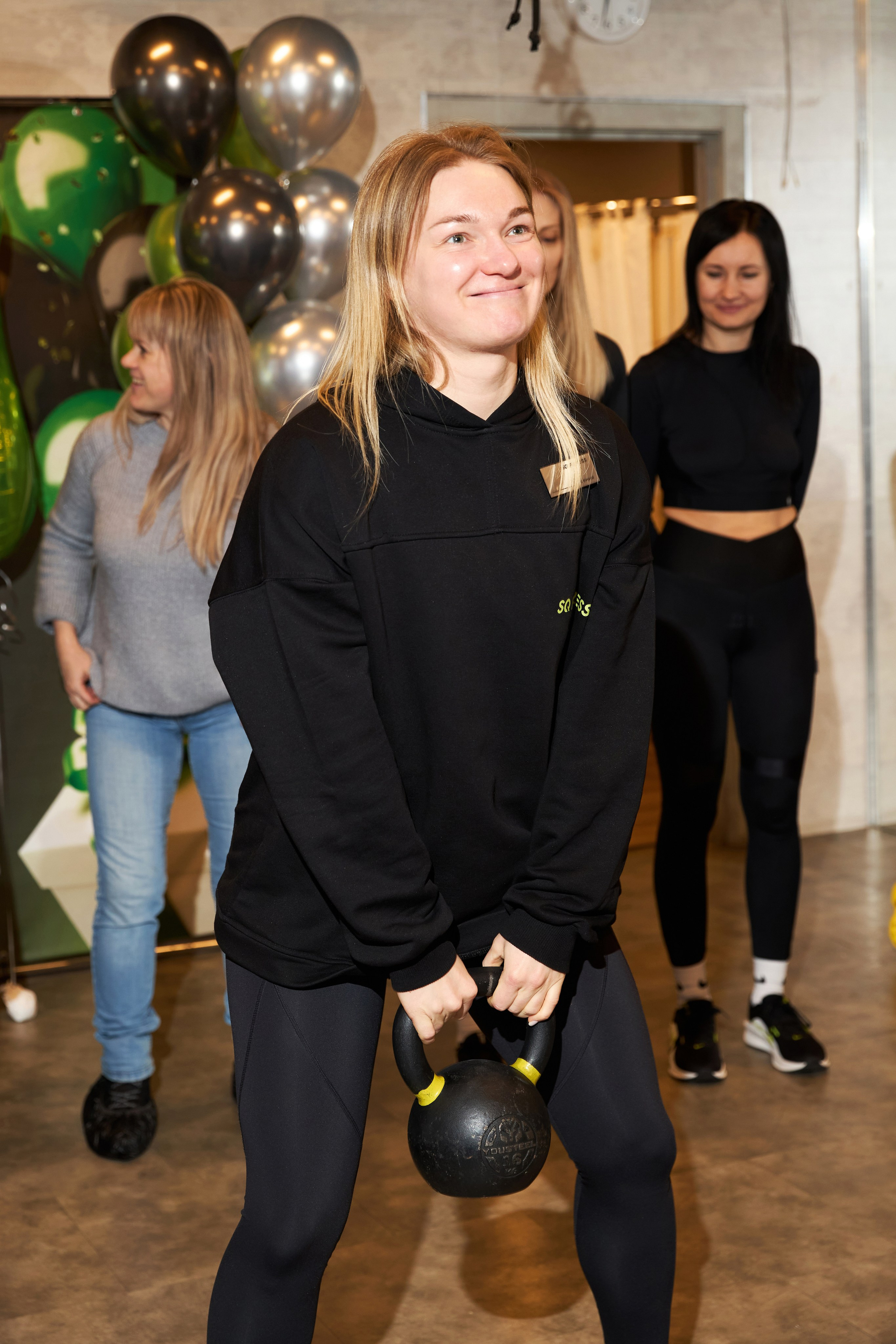 SQ — ФИТНЕС. 2 ГОДА. Фотограф Липецк. Фотограф в Липецке Татьяна Минаева. Портретный фотограф Липецк. Свадебный фотограф Липецк. Бизнес фотограф Липецк