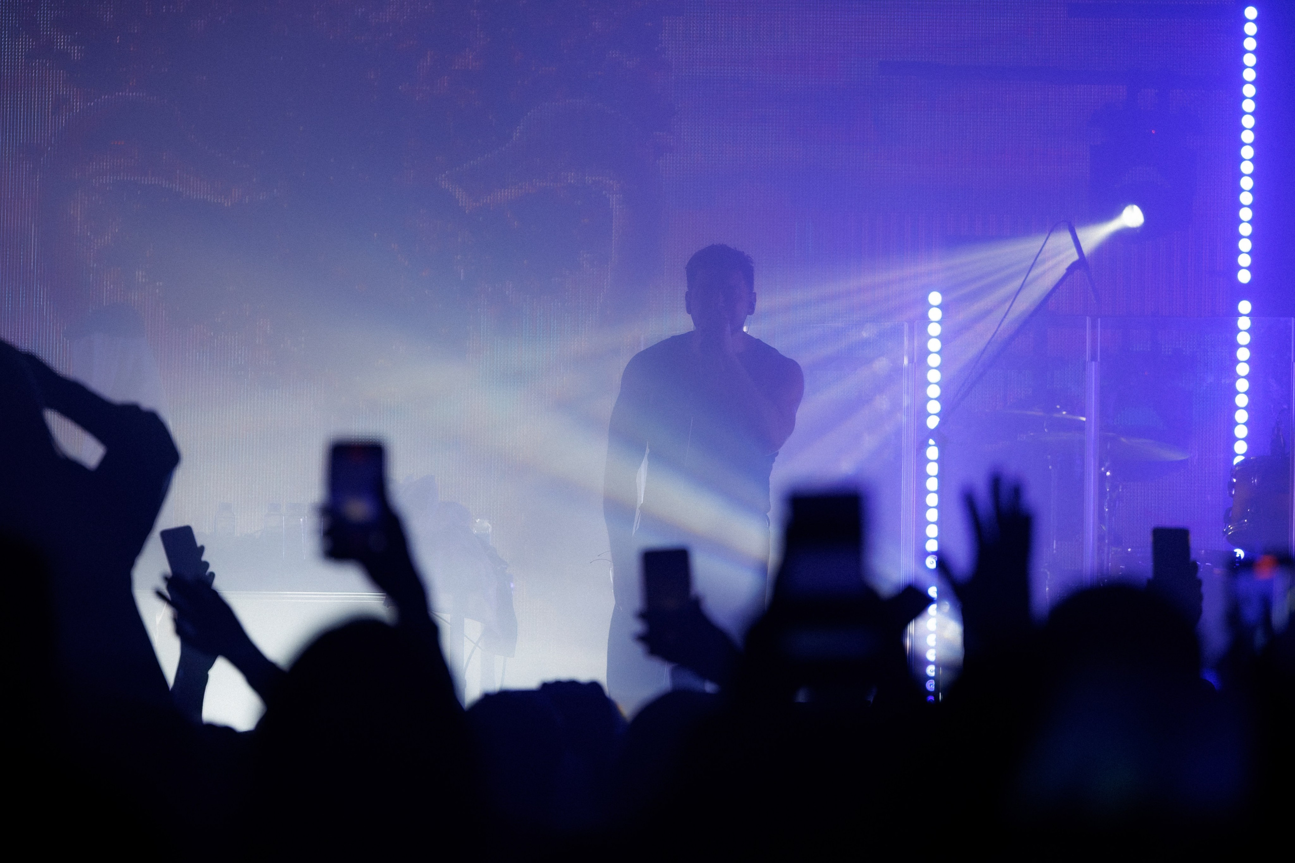 Фотоотчёт и репортаж с концерта группы GAYAZOV$ BROTHER$. Красильников Евгений — профессиональный фотограф в Ростове-на-Дону