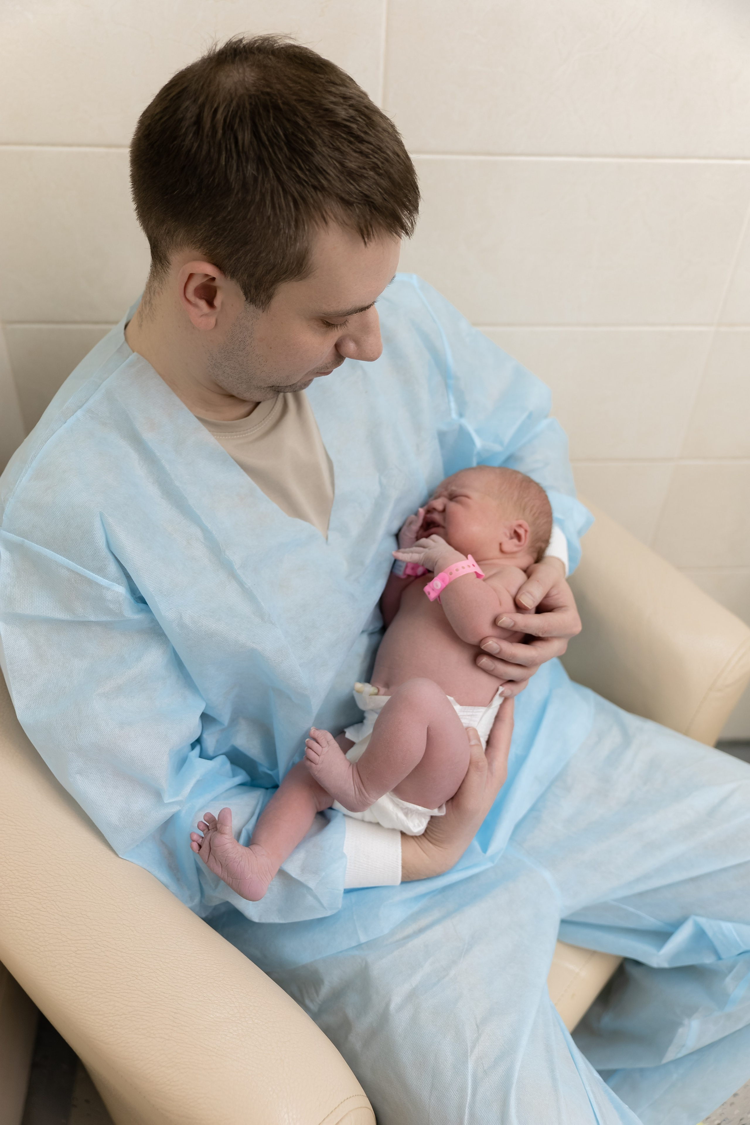 Фотосъемка Семейная история — заказать комплекс 3-х услуг фото и видео. Фотографы на роды в Москве. Фото и видео родов. Фотопроект «Продолжение рода»