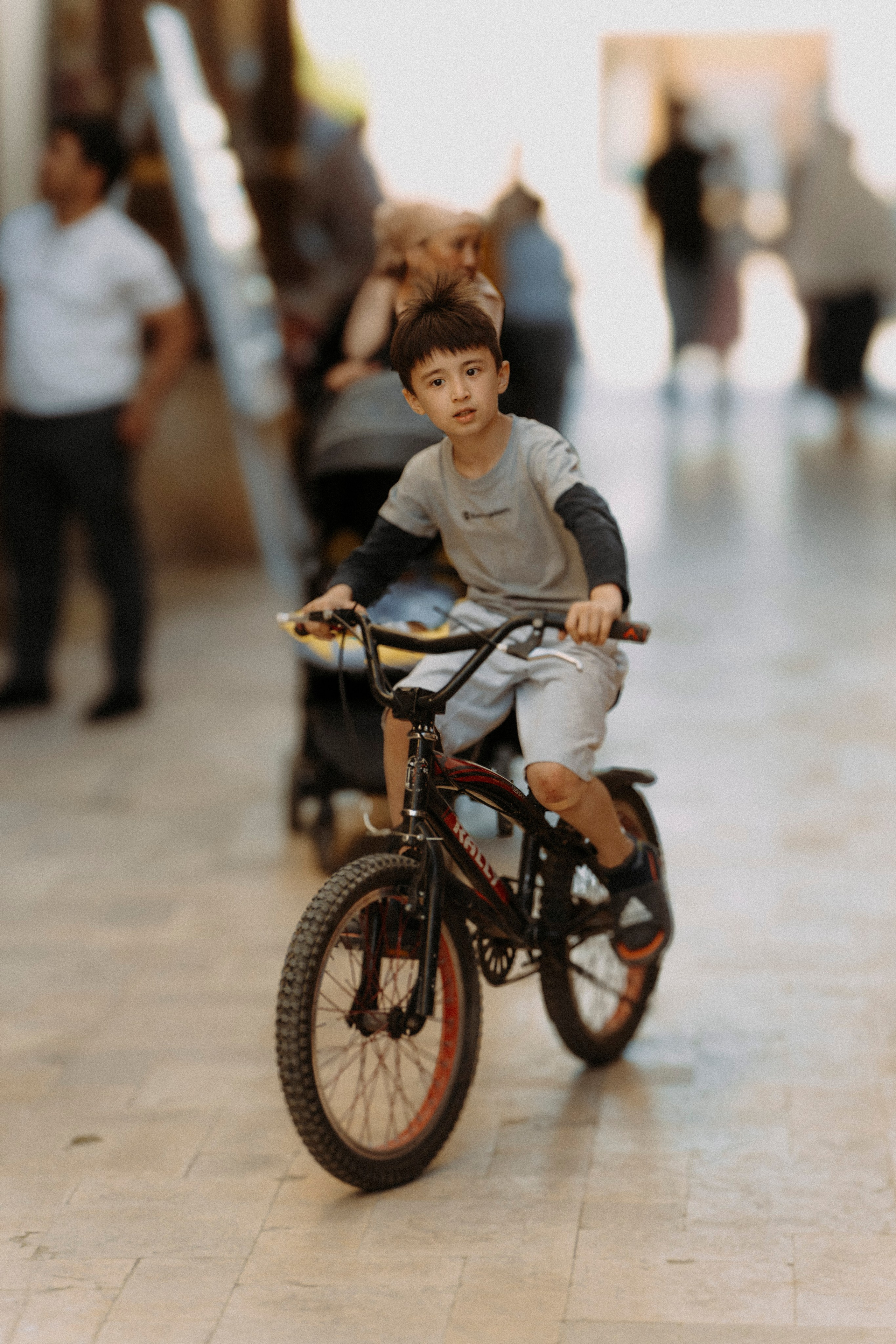 ТАШКЕНТ. Стрит-фотография, полная абсурда, идиотизма и красоты