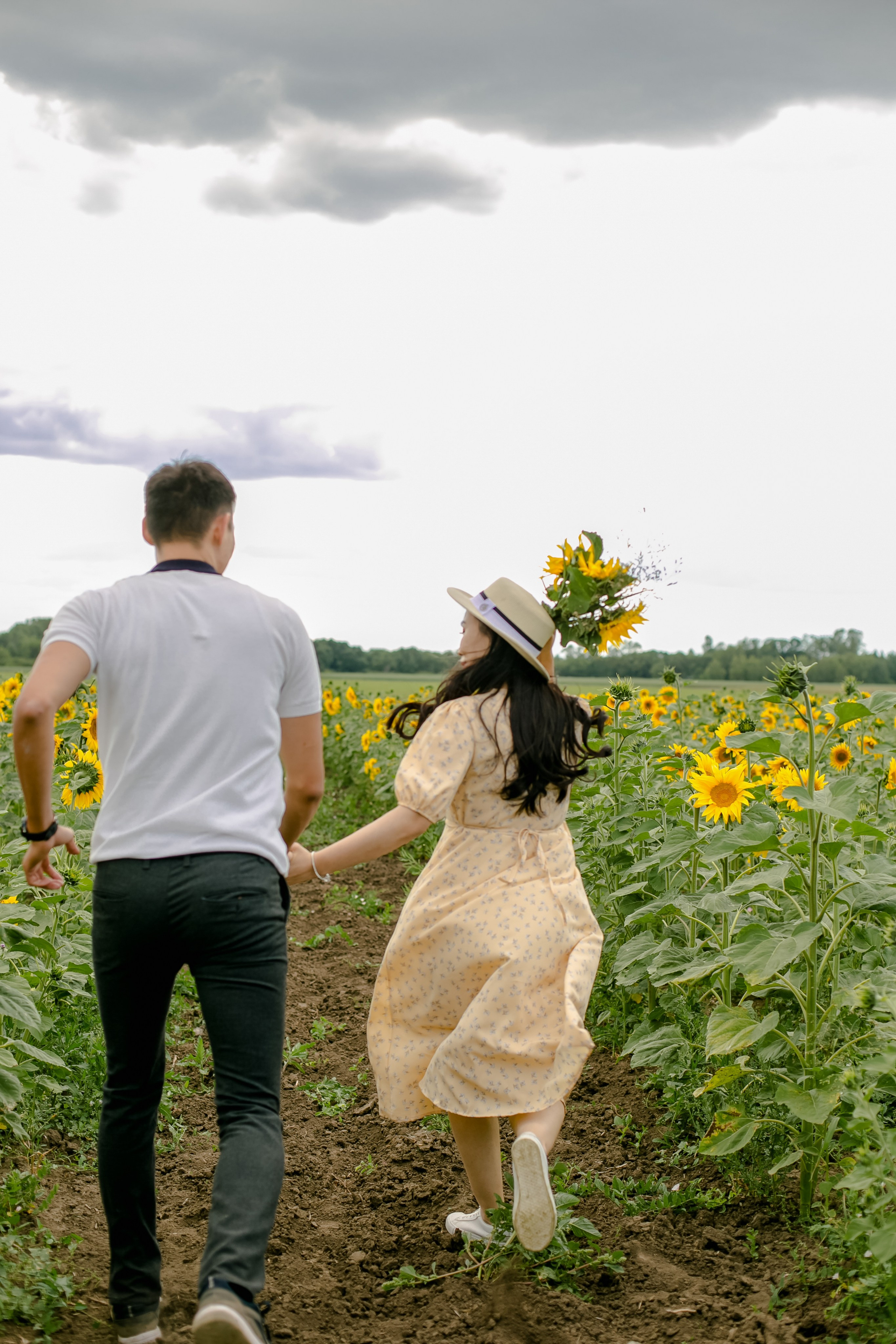 LOVE STORY. Nomad media