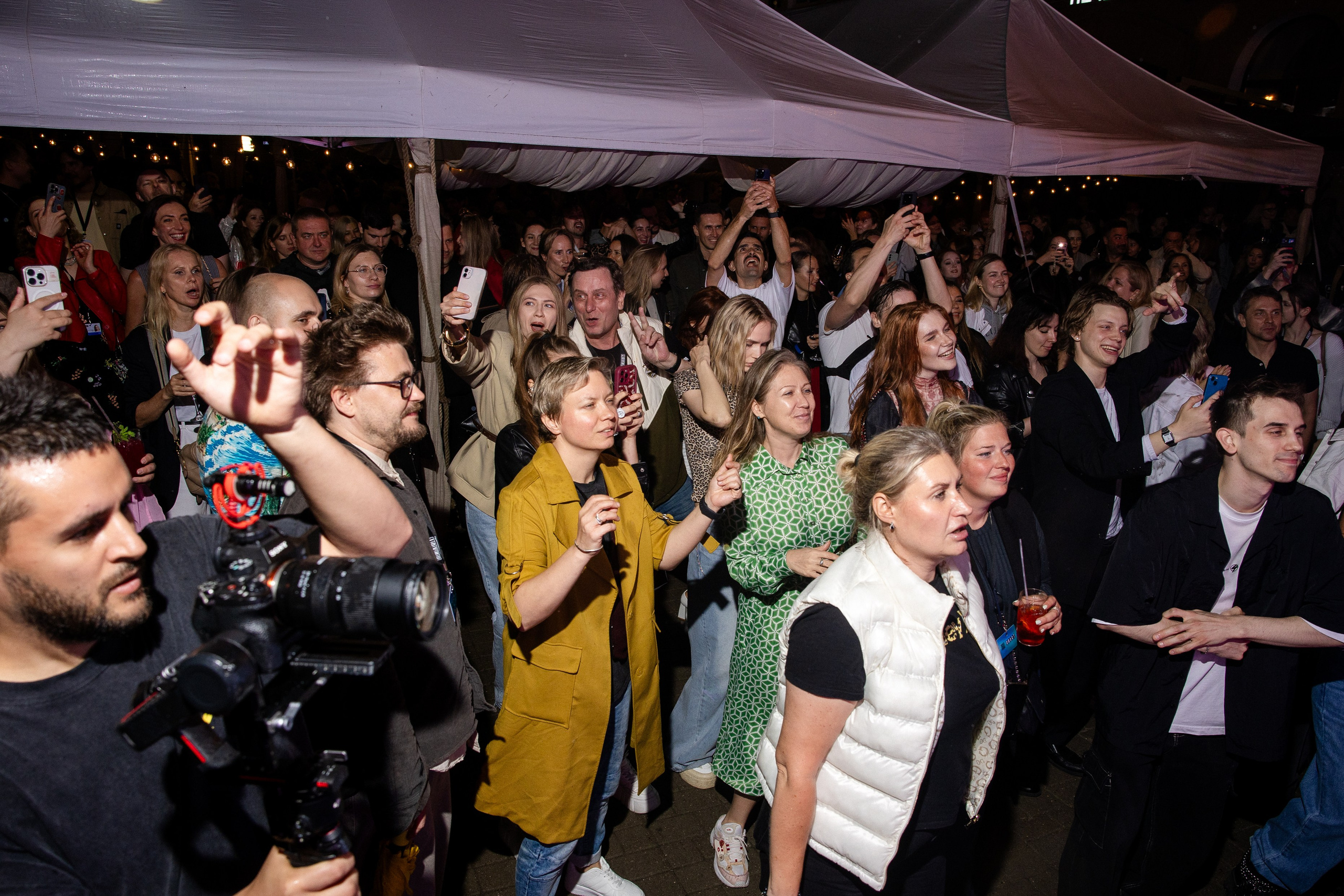 Репортажная съёмка. Свадебный фотограф в Иваново Гитарина Черняева