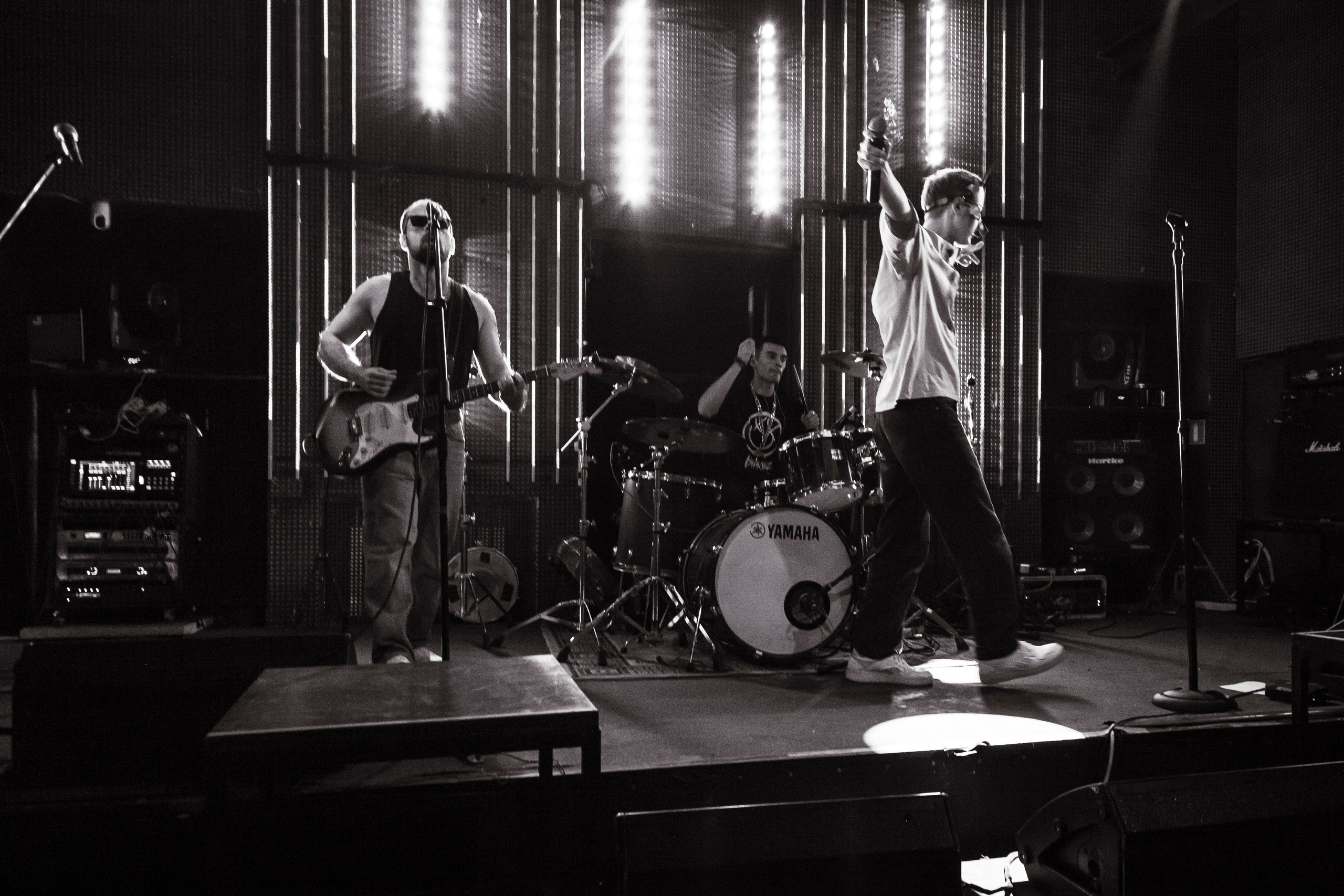 Рок-концерт. Reborn.19.09.25. Профессиональное фото в Казани: от идеи до результата. Фотограф Яна Мур