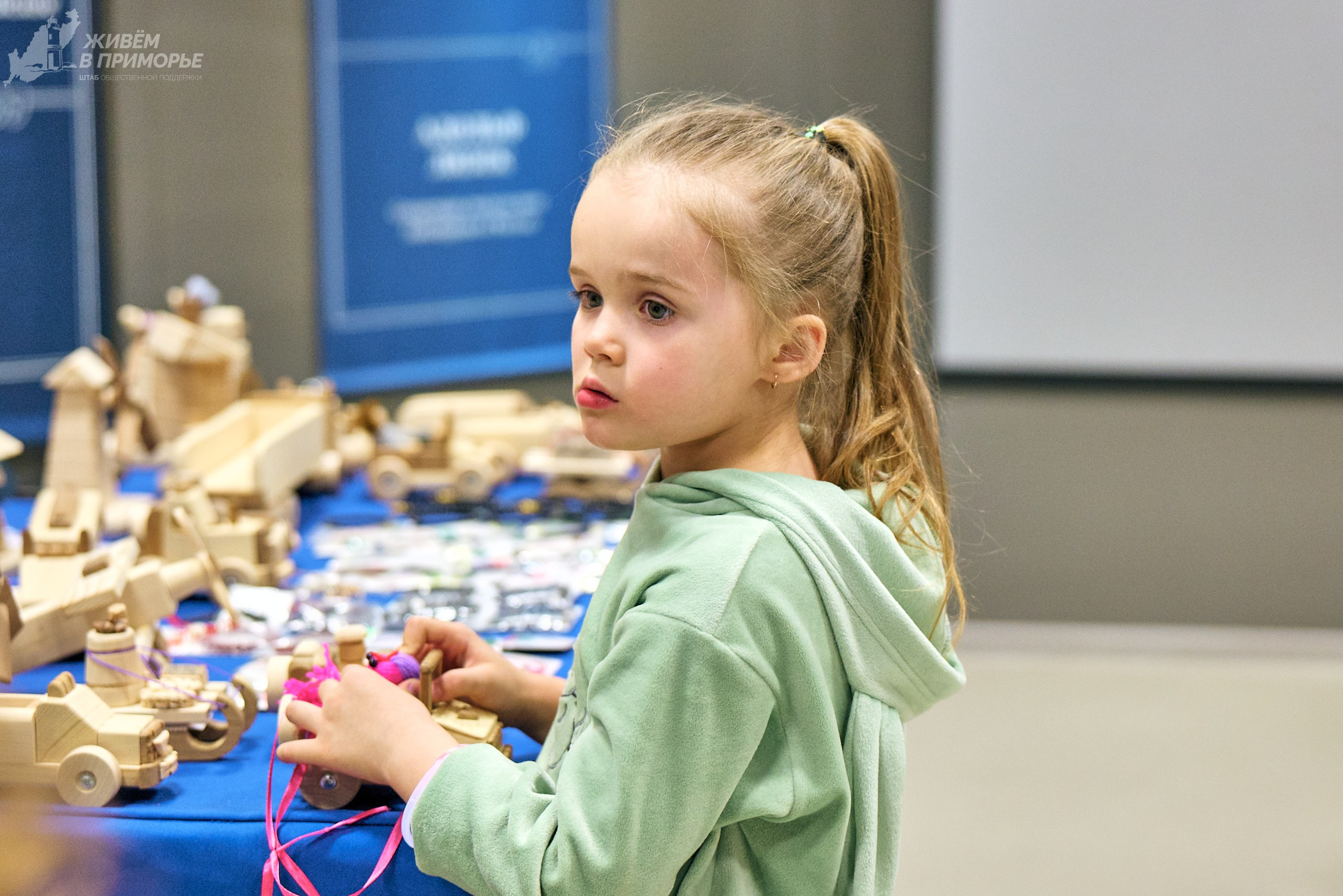 Ярмарка образования 2025.03.16. Профессиональный репортажный фотограф Инесса Иминова