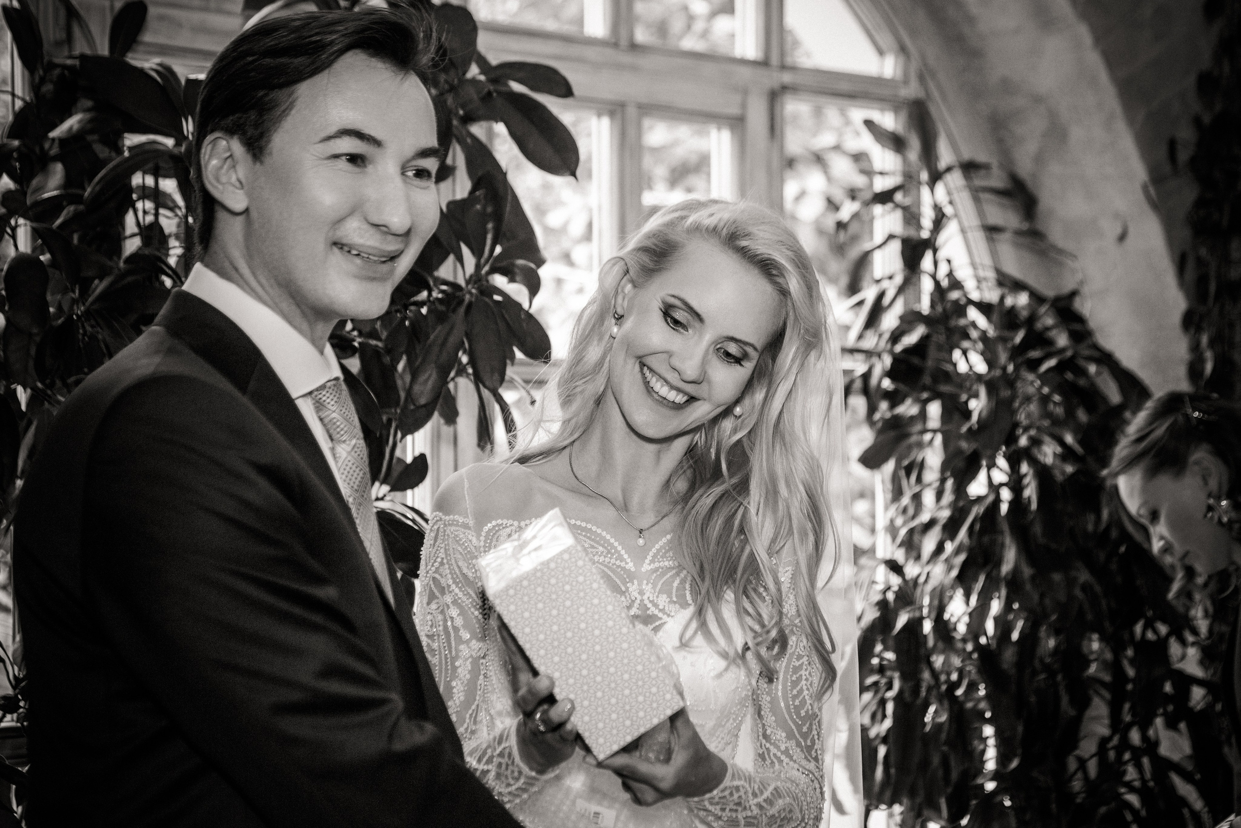 Свадебная фотосессия на ВДНХ. Свадебный и семейный фотограф в Москве и Подмосковье Лариса Козлова