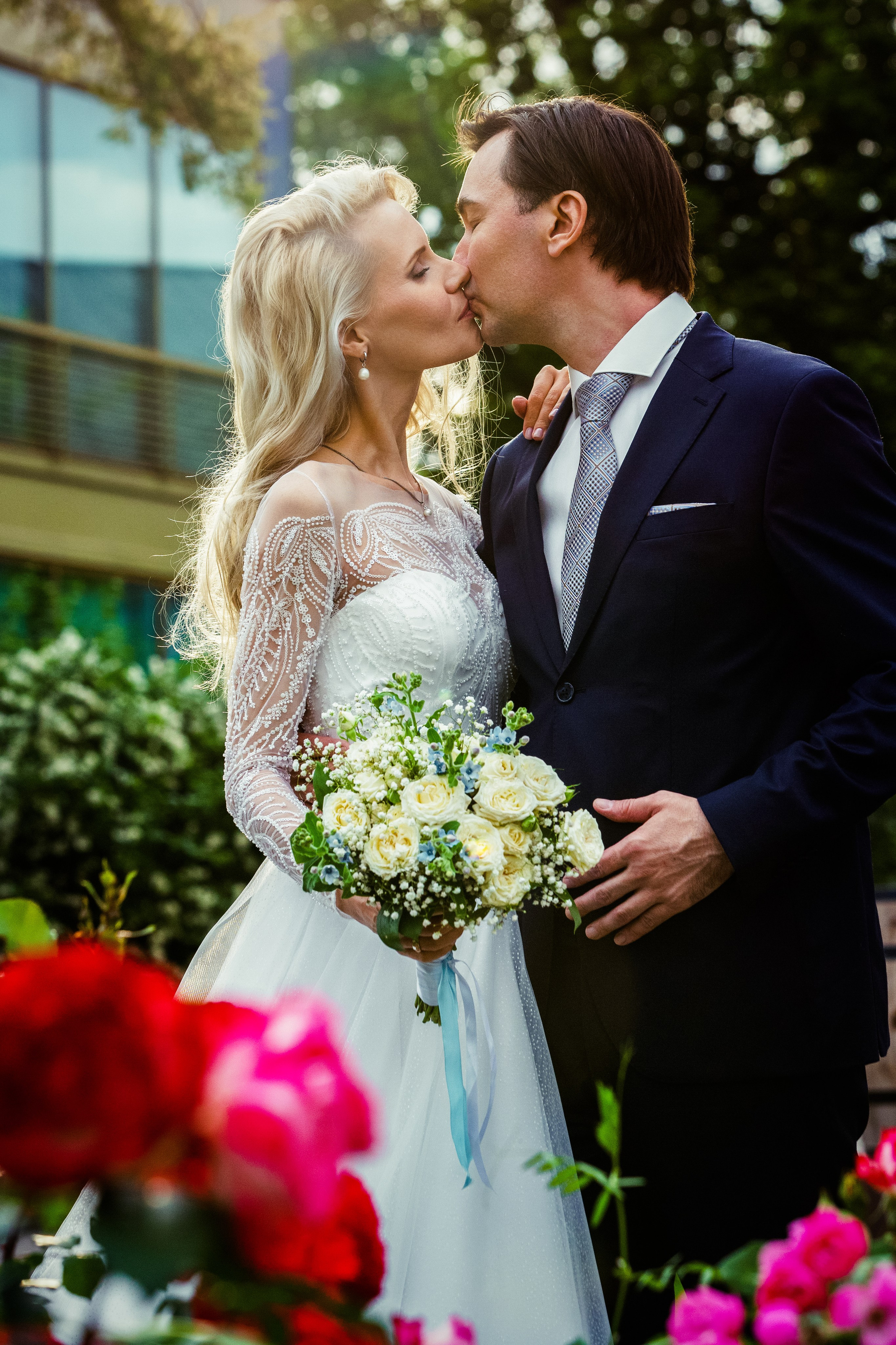 Свадебная фотосессия на ВДНХ. Свадебный и семейный фотограф в Москве и Подмосковье Лариса Козлова