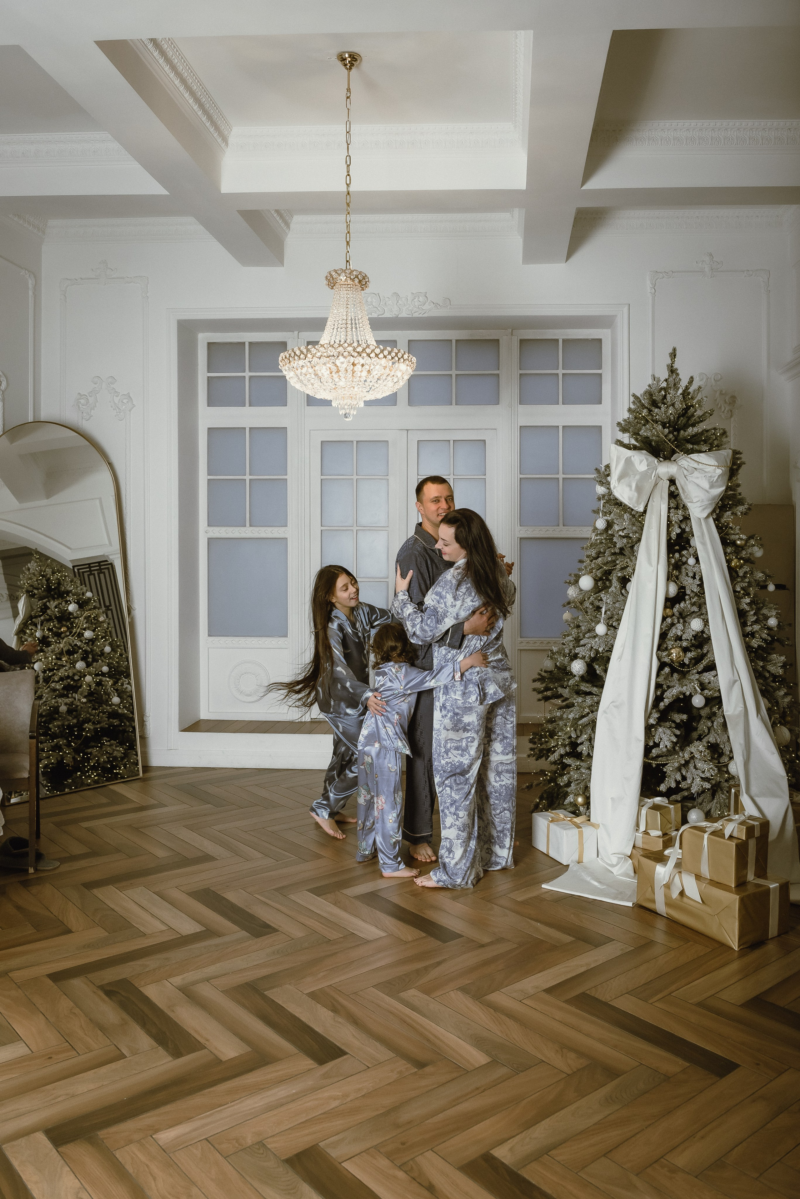 Семейная новогодняя 4 человека. КОНТЕНТ | БРЕНД фотограф Санкт-Петербург — Жанна Олтаржевская